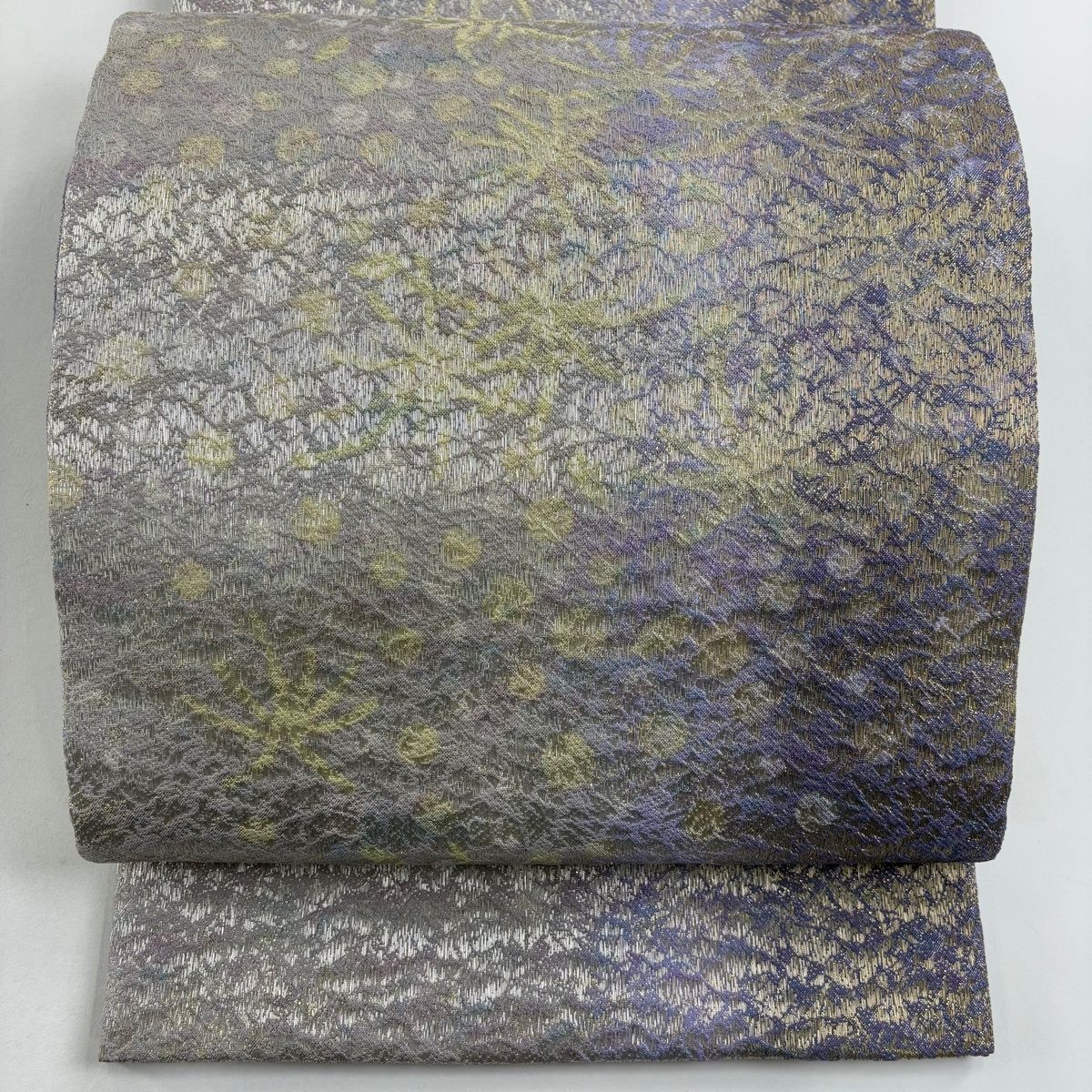 袋帯 名品 花 幾何学 銀糸 箔 薄紫 お太鼓柄 正絹