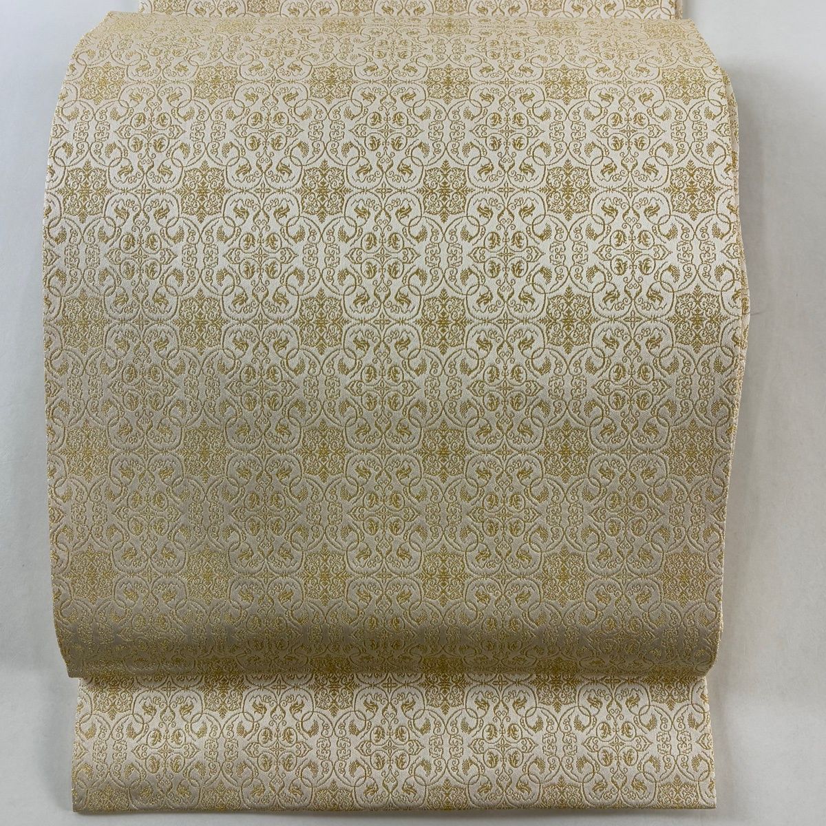 開き名古屋帯 名品 龍村美術織物 唐草 華文 金糸 クリーム 正絹