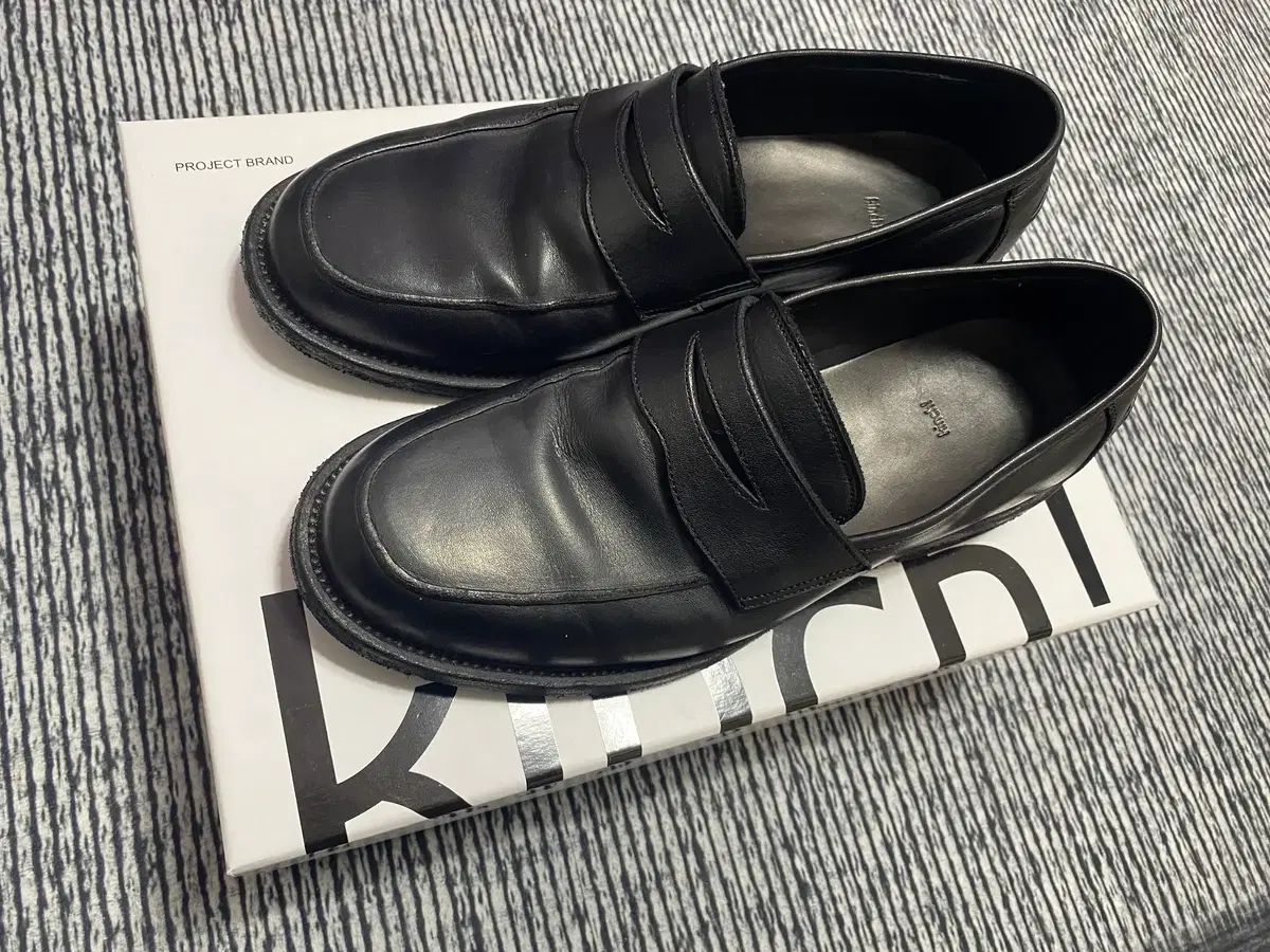 キーンチ ローファー LOAFER - 810 a | BLACK 255