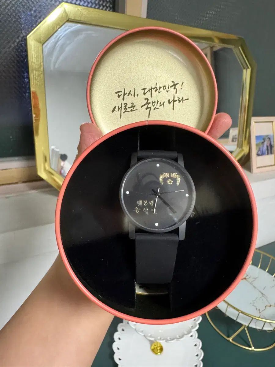 大統領 ユン ソンニョル時計 記念 ピンク色 ケース ユニセックス オススメ