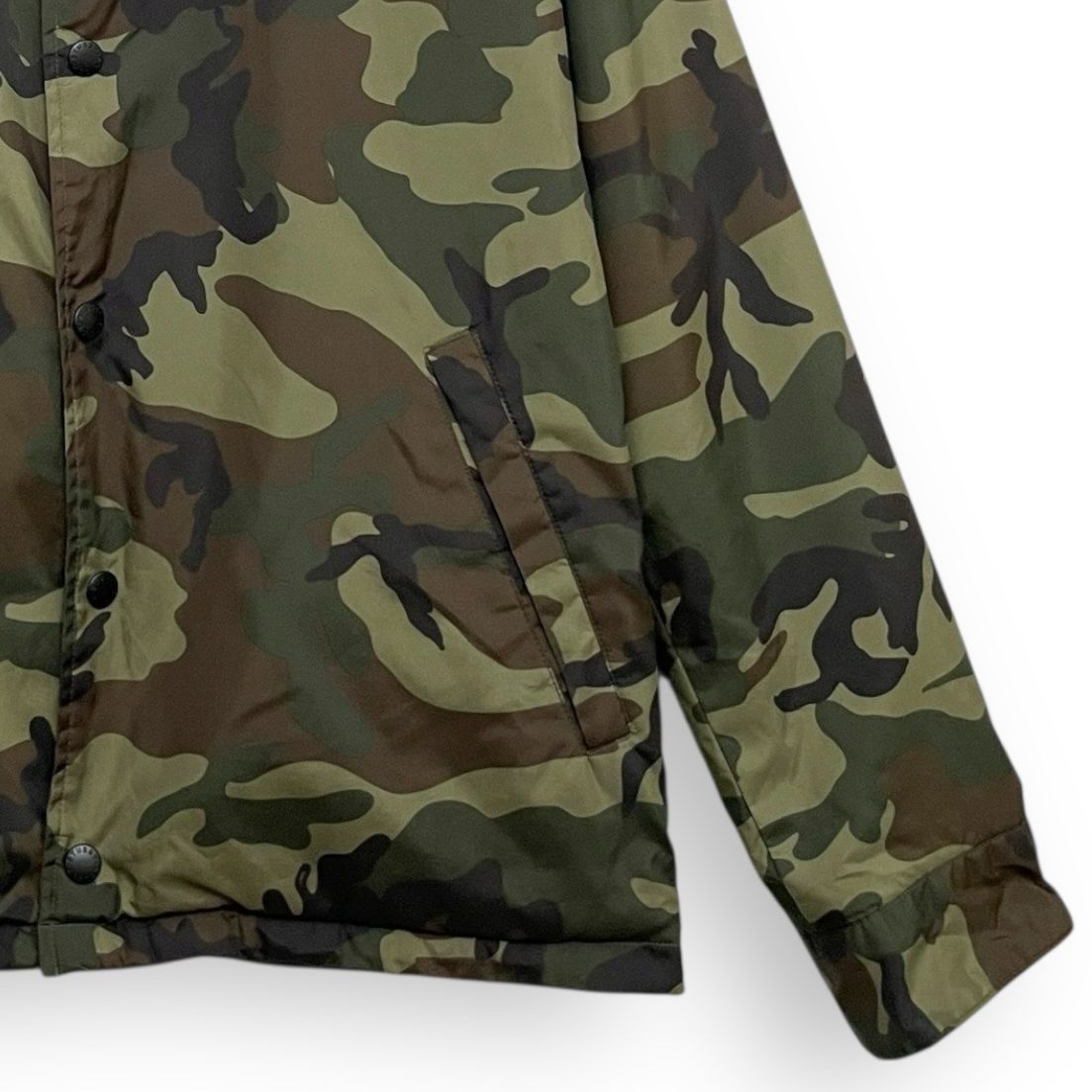 R2612/ STUSSY ステューシー 迷彩 カモフラ コーチジャケット S - メルカリ