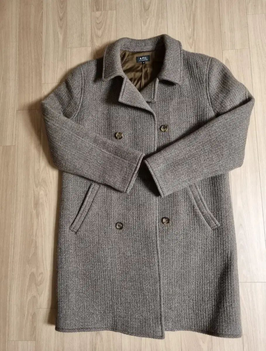 A.P.C. アー・ペー・セー コート ショップからお知らせ 【公式通販】