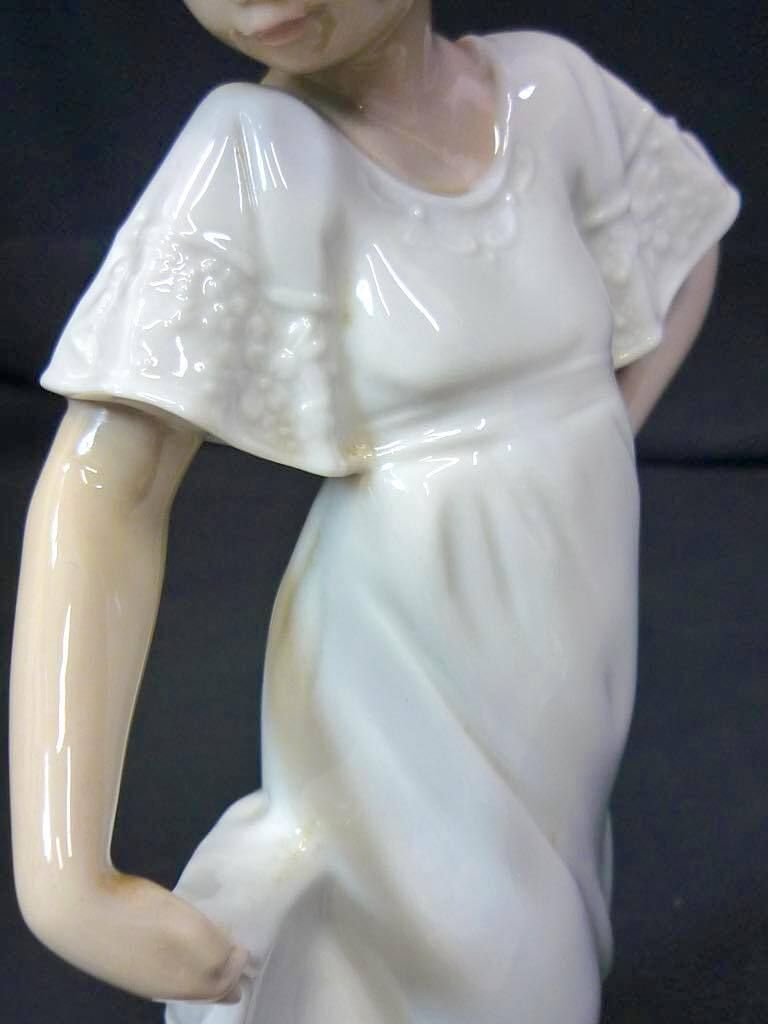陶器 Nao by Lladro リヤドロ ナオ 少女 フィギュリン すてきでしょ