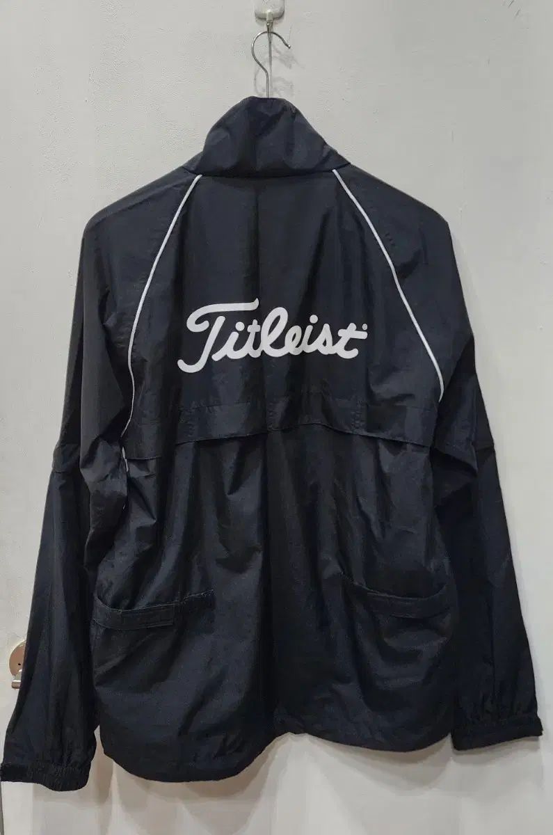 タイトリスト ブラック ウィンドブレーカー セット XL 新品 - メルカリ