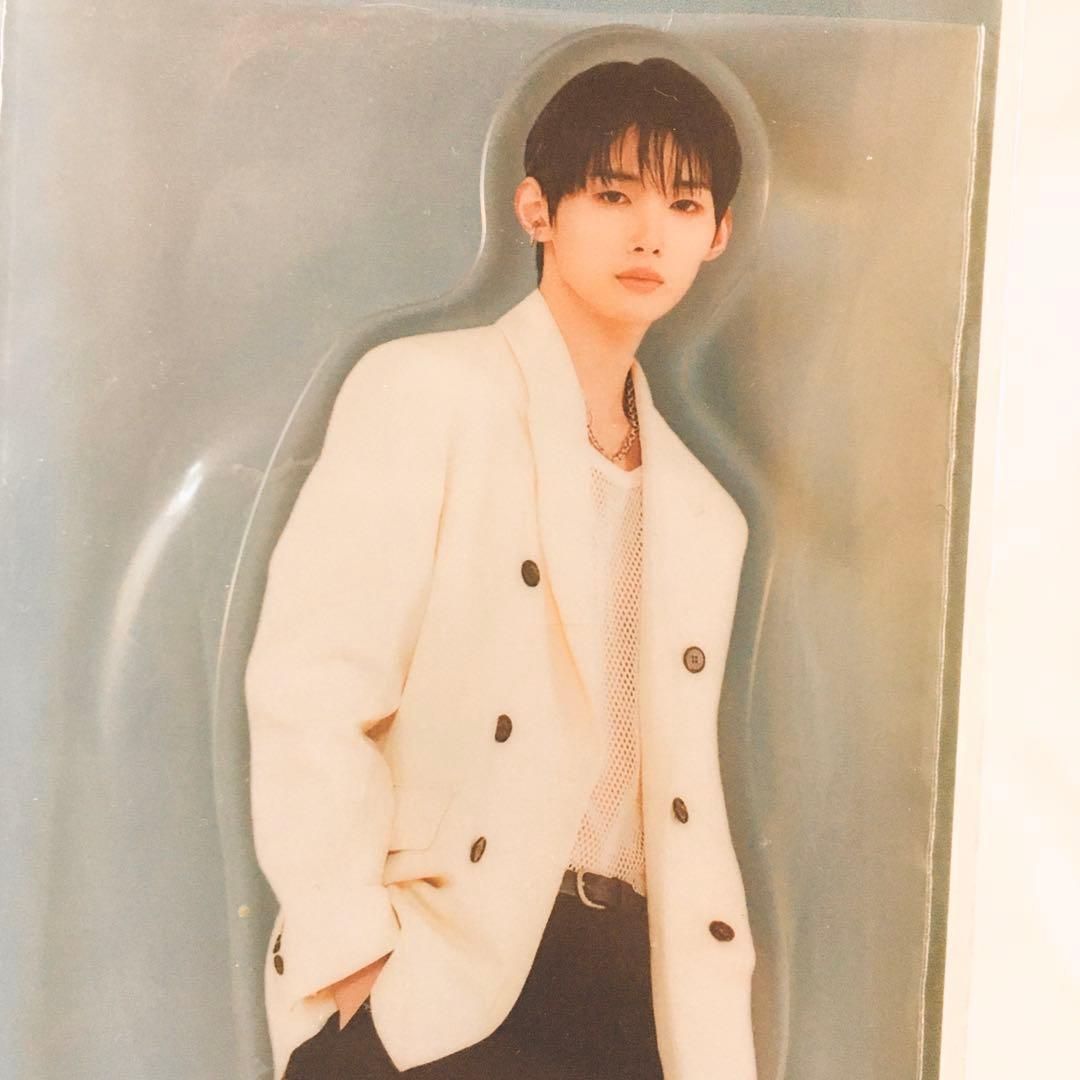 &team JO クリアスタンド アクリルスタンド アクスタ - メルカリ