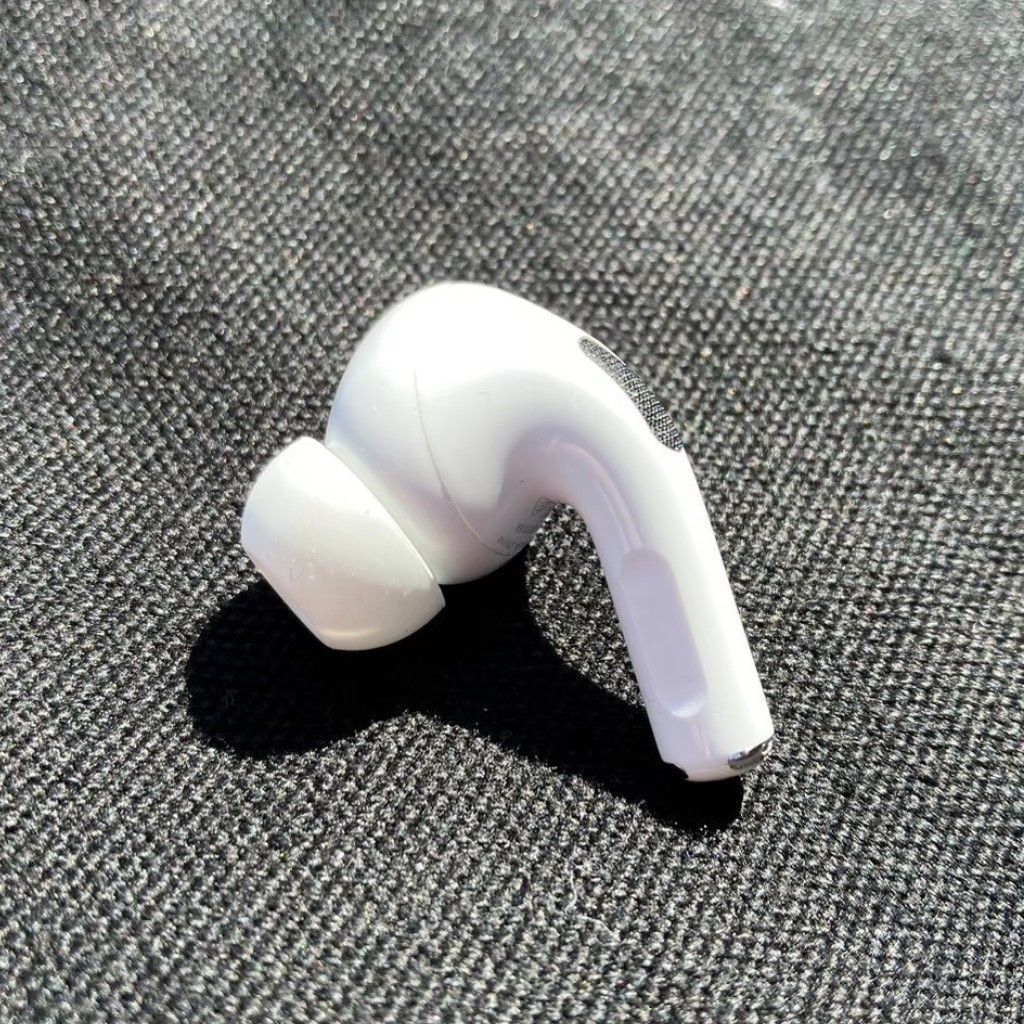 AirPods Pro 第一世代 両耳のみ - メルカリ
