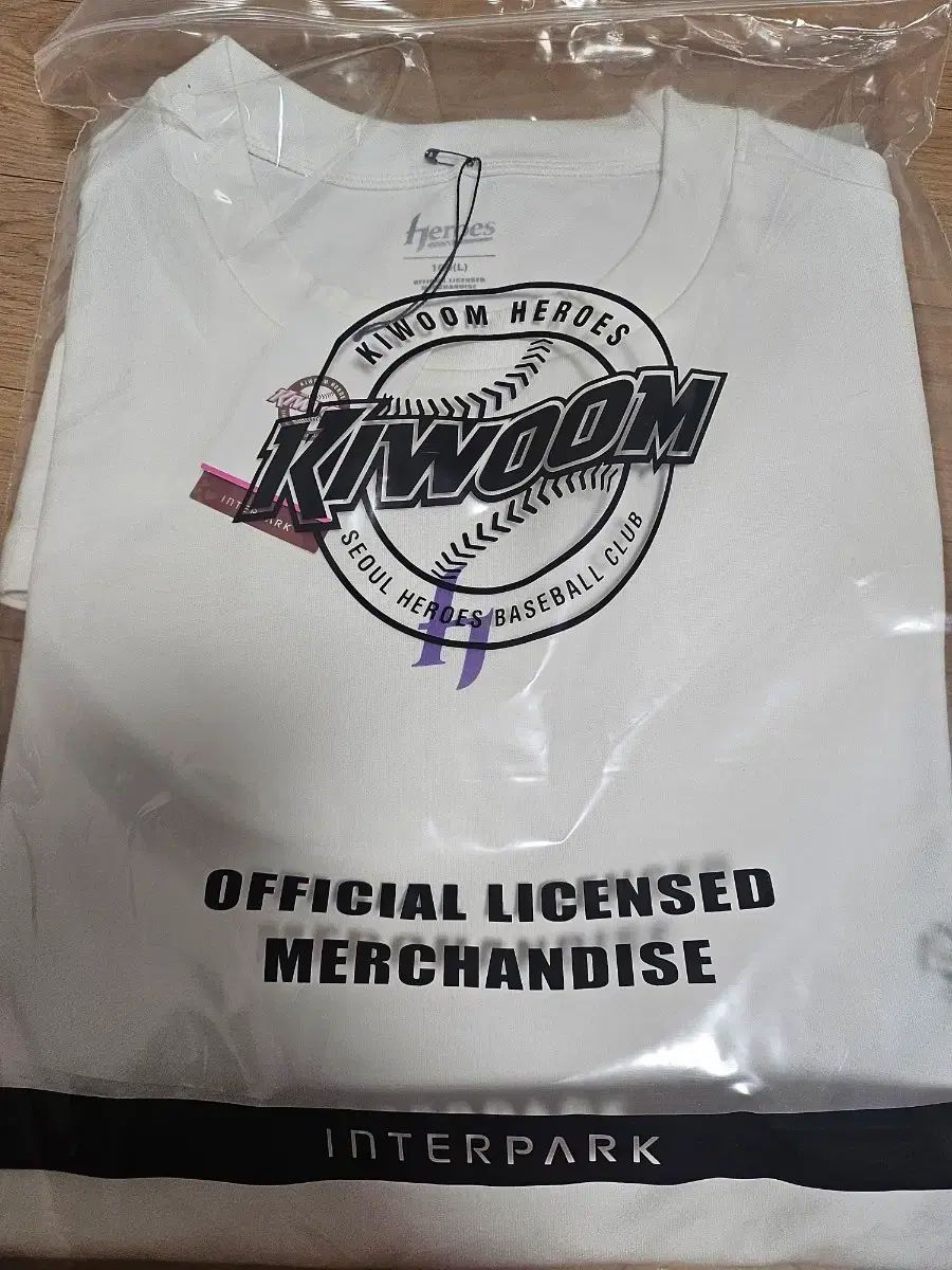 キウム ヒーローズ トレーナー ONE PIECE サイズ100