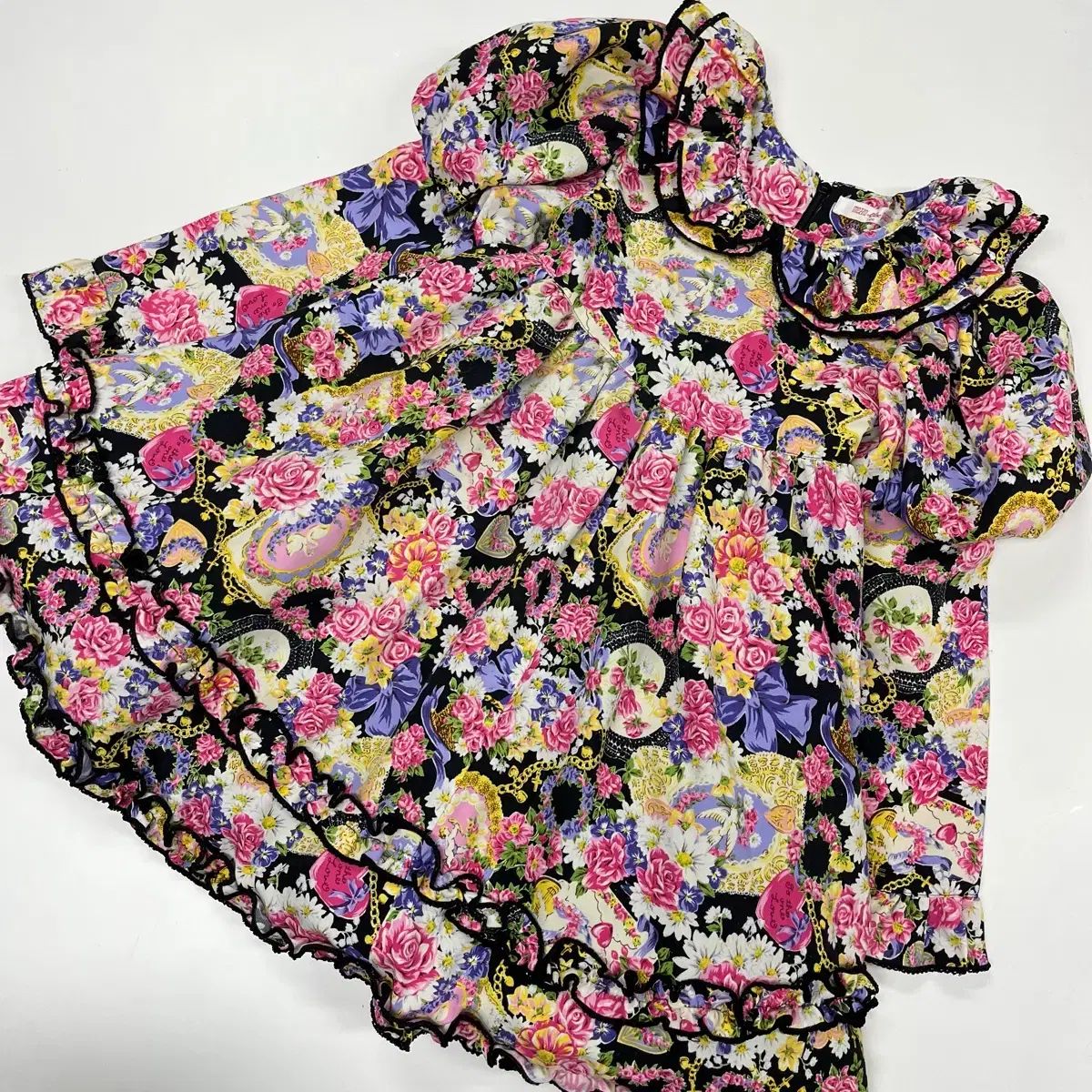 120 メゾピアノ フラワー ファー パフ ONE PIECE