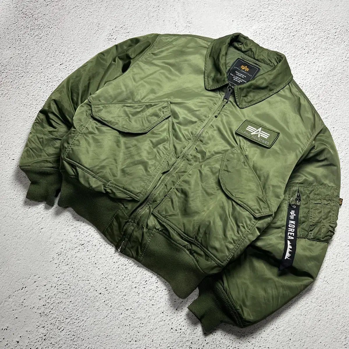 Alpha Industries CWU 45 P フライトジャケット