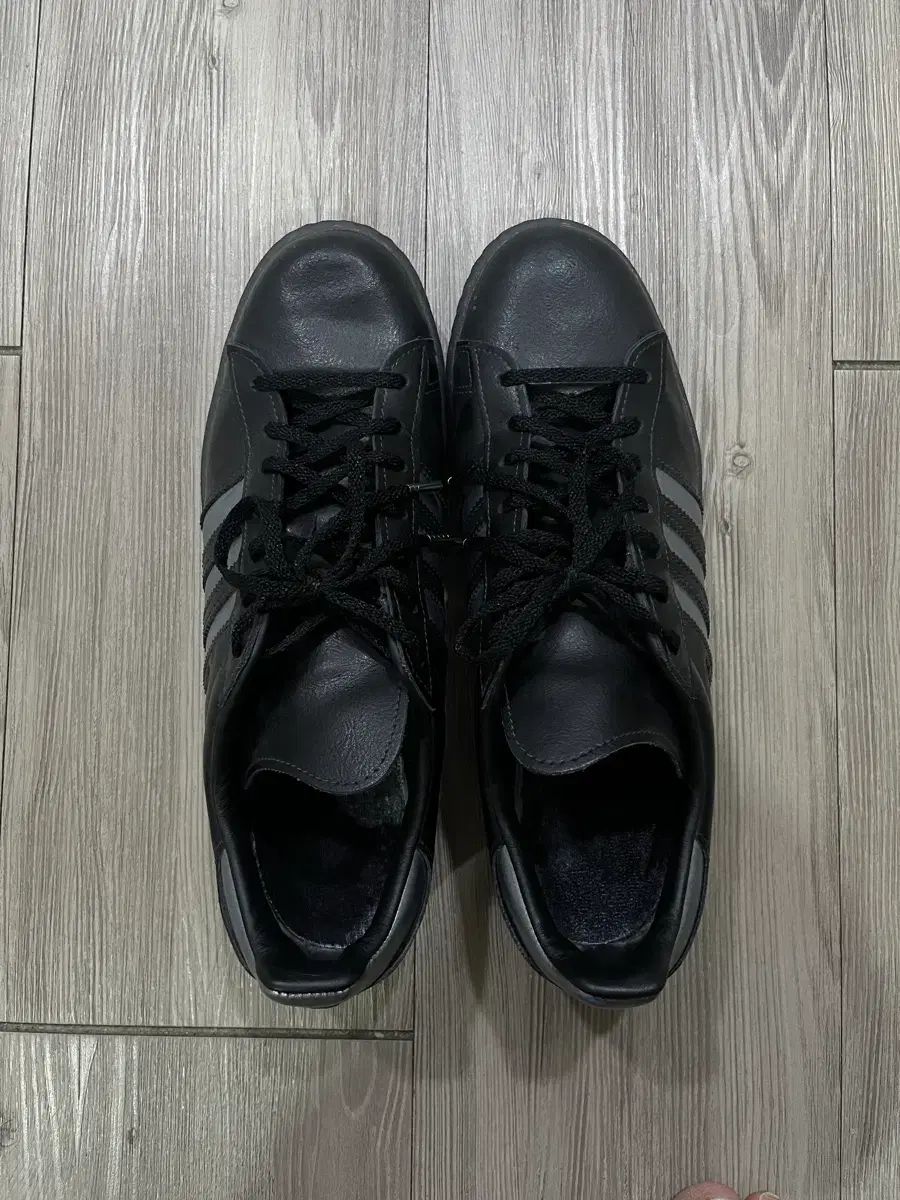 アディダス キャンパス 80 s コア ブラックダッシュ グレー 295