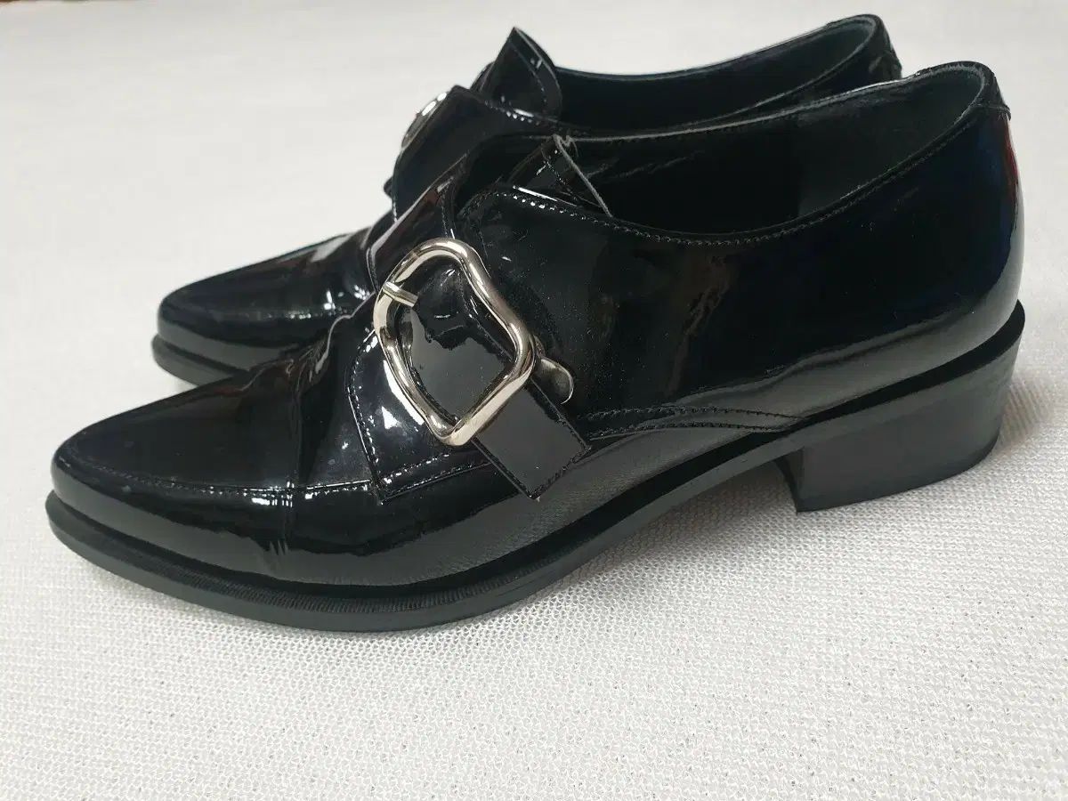 RACHEL COX エナメル ブラック バックル ローファー レディース 靴 240