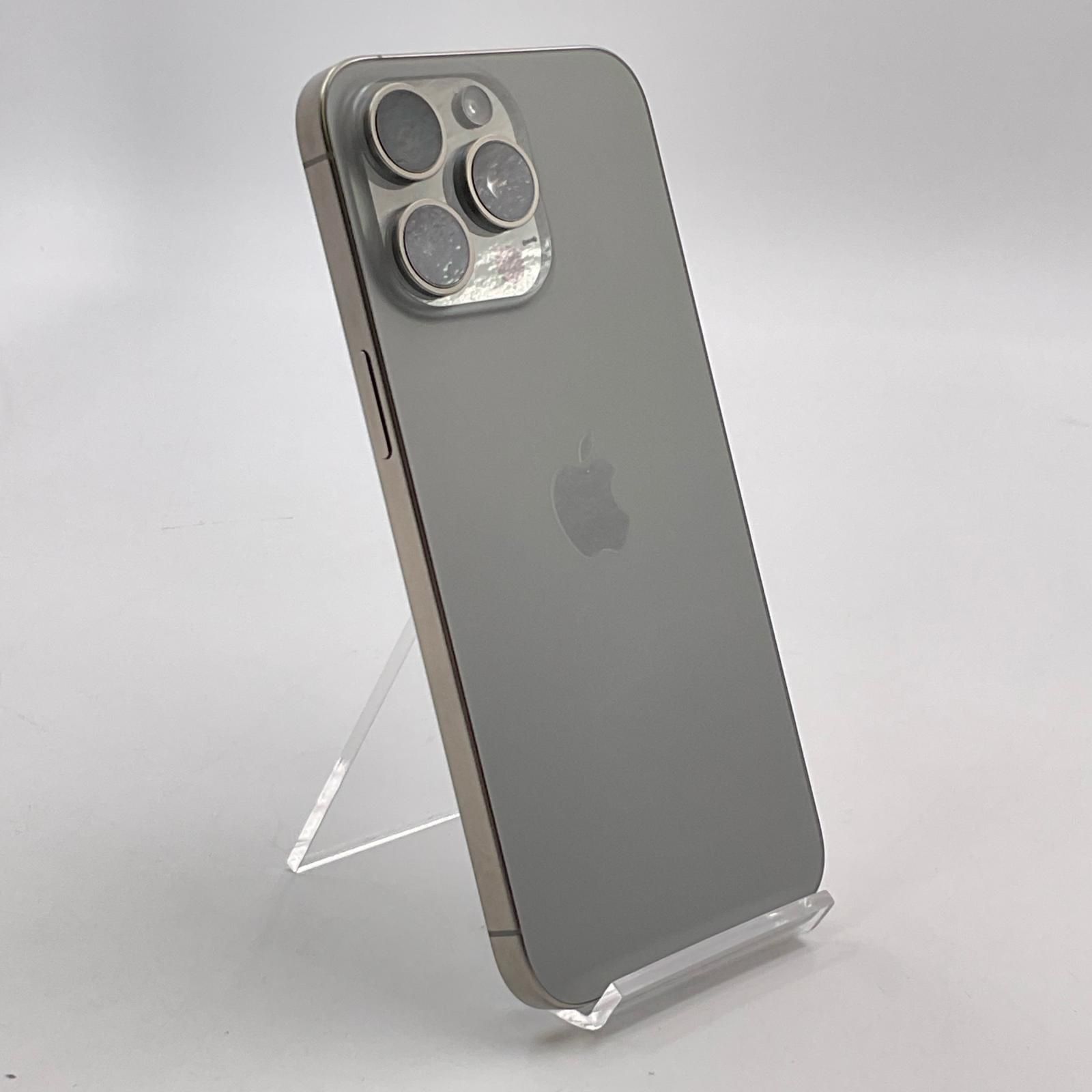 iPhone 15 Pro Max 256 GB ナチュラルチタニウム SIMフリー 88%