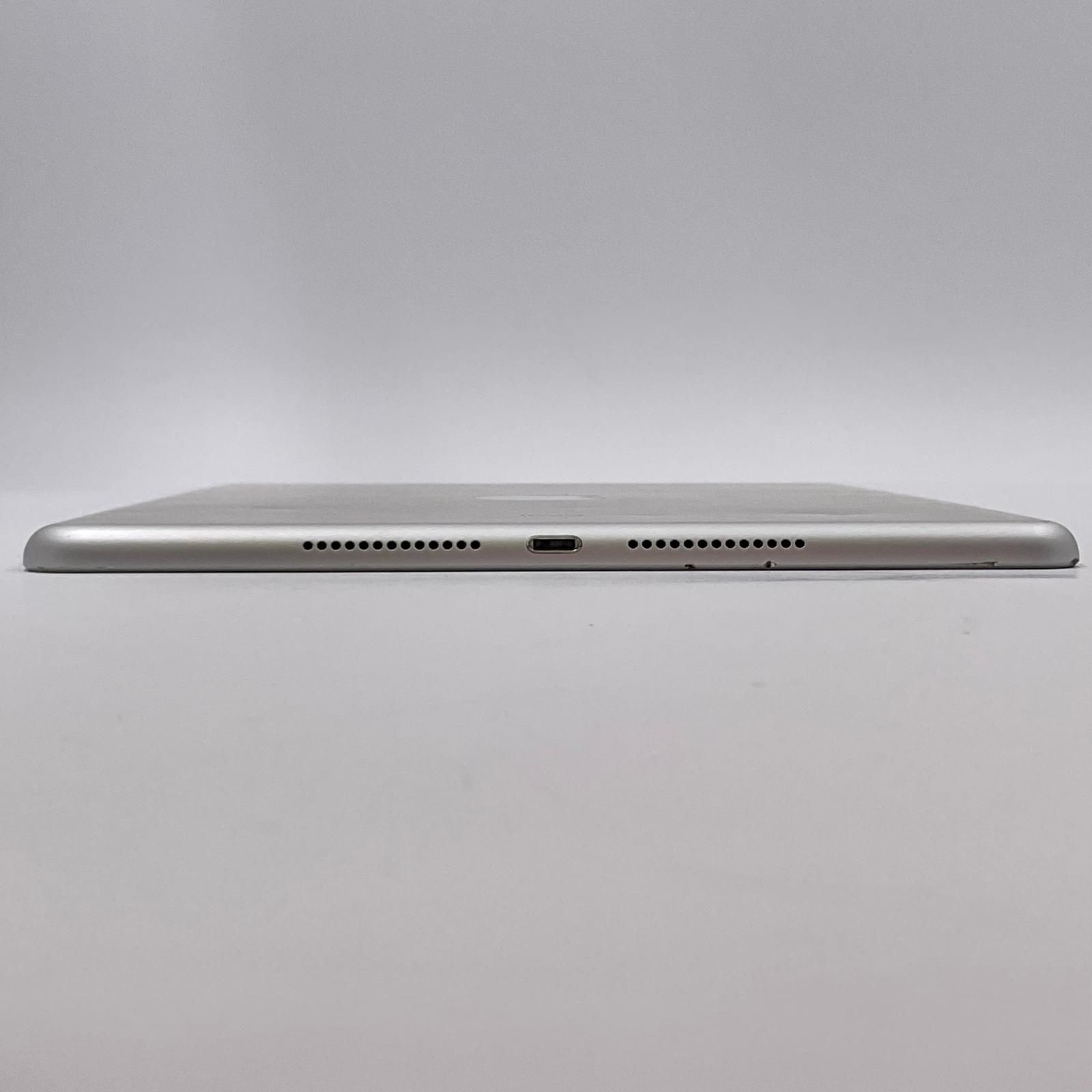  Apple iPad 10.2インチ 第7世代 32 GB シルバー Wi-Fi 難有 iPad本体 タブレット