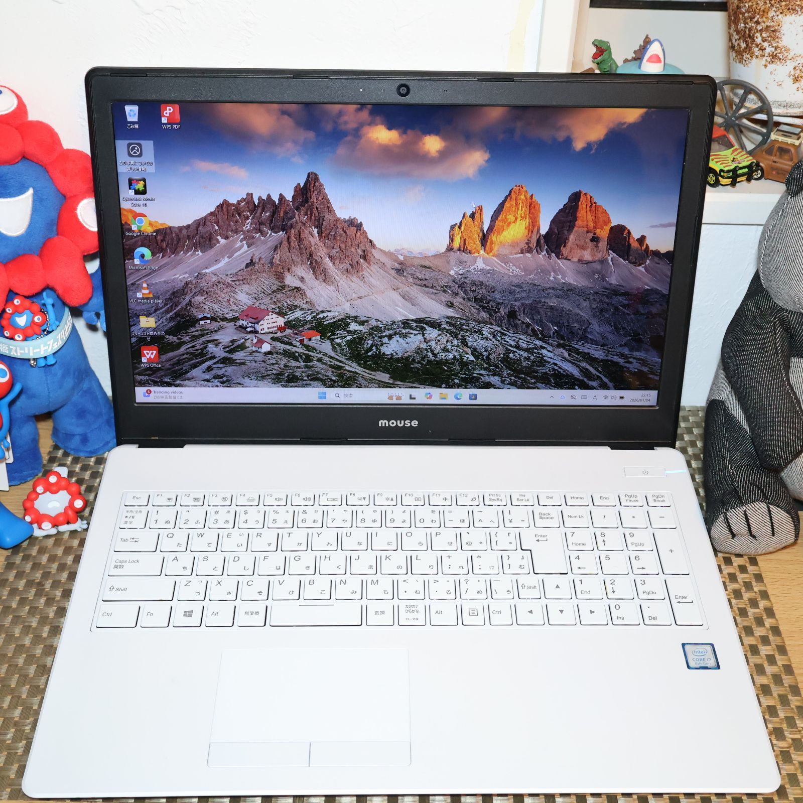 Win 11 対応8世代i 7|メ8 G| SSD 480|無線|カメラ|FHD