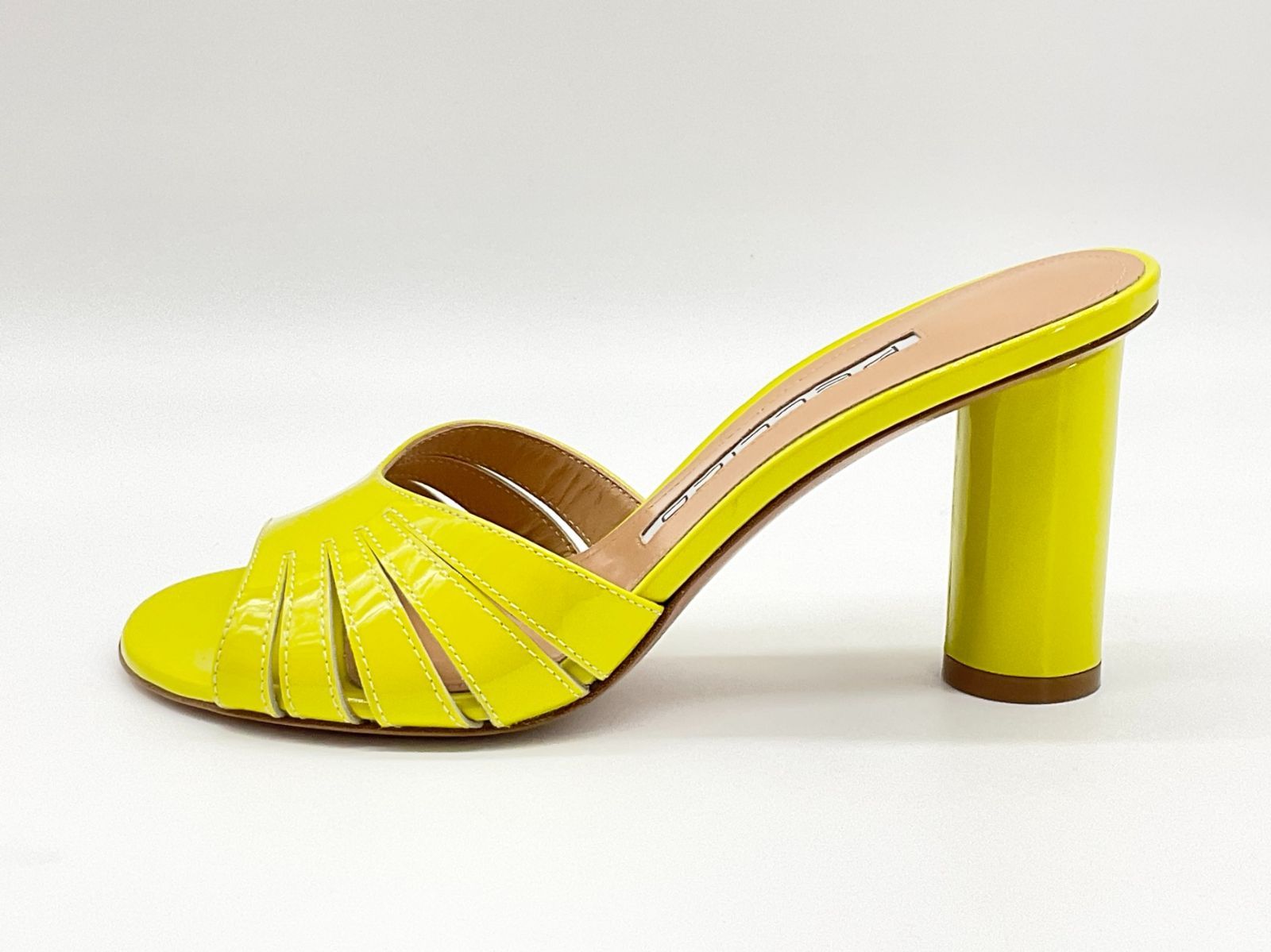 未使用品✨PELLICO ペリーコ　オープントゥサンダル　スエード　ベージュ 未使用 PELLICO ペリーコ オープントゥヒールサンダル 36.5 LIME