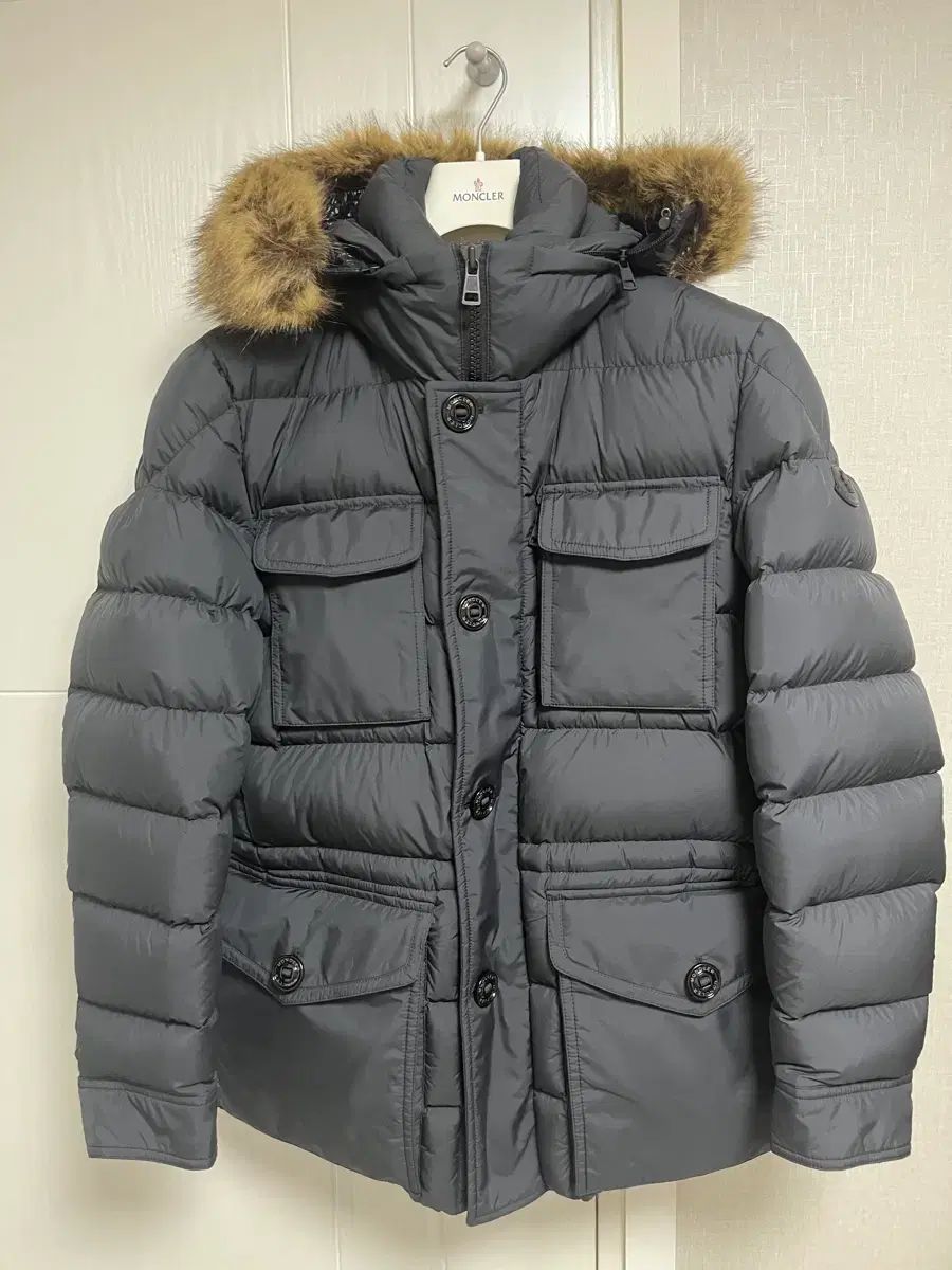 MONCLER モンクレール シュヴルゥ サイズ2 新作入荷 ワードローブ