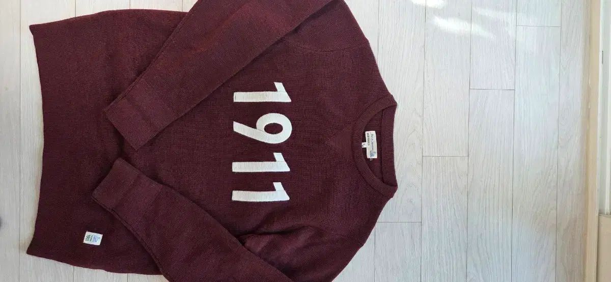 メルツ ベー シュバーネン ウール クルーネック