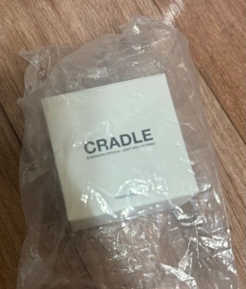 G-DRAGON ジードラゴン ミニ キーホルダー クレードル