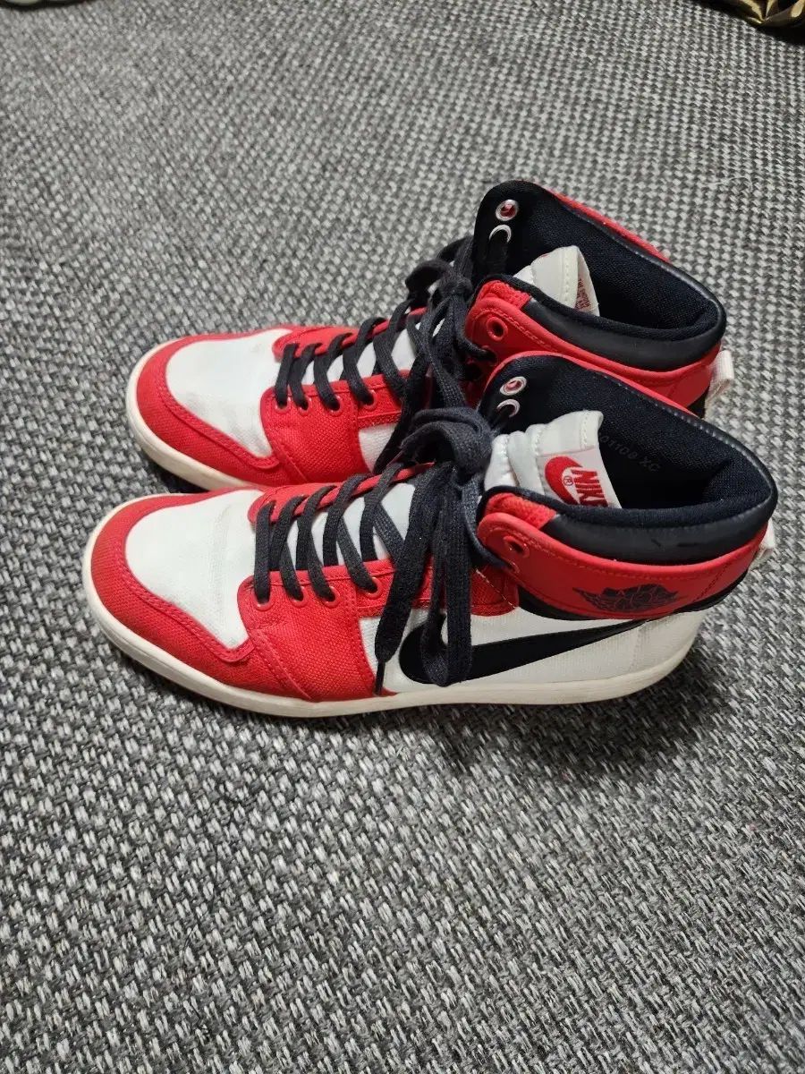 ジョーダン1 ko シカゴ 2021 275 ボックスX
