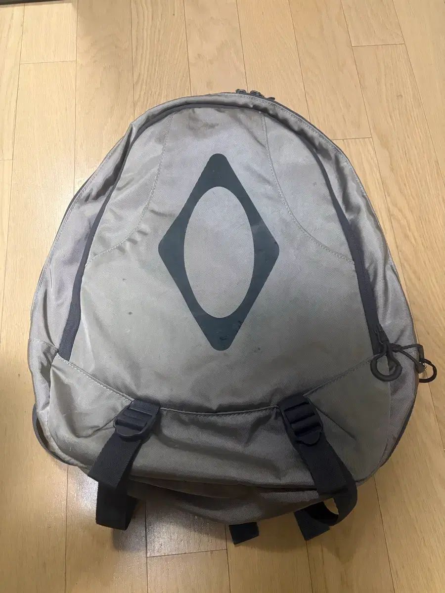 ミスチーフ RHOMBUS マウンテン バックパック カーキ