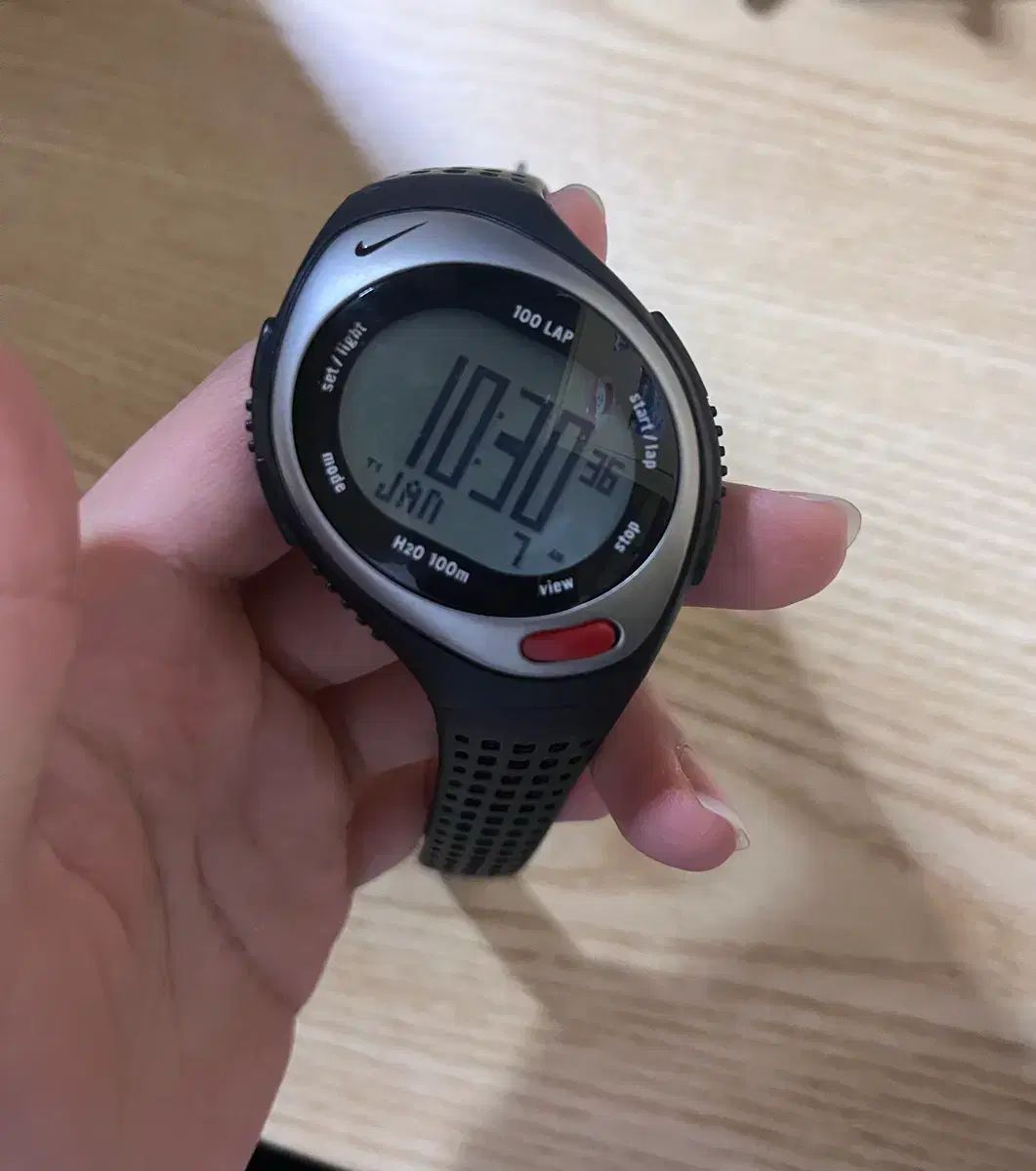 電子 リストウォッチ