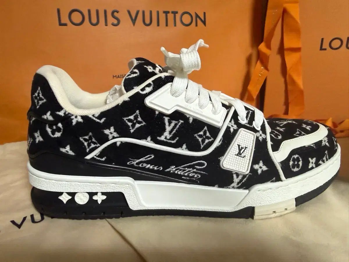 ほぼ Louis Vuitton ルイヴィトン モノグラム ウール ツアーベルベット トレーナー 8 5 size