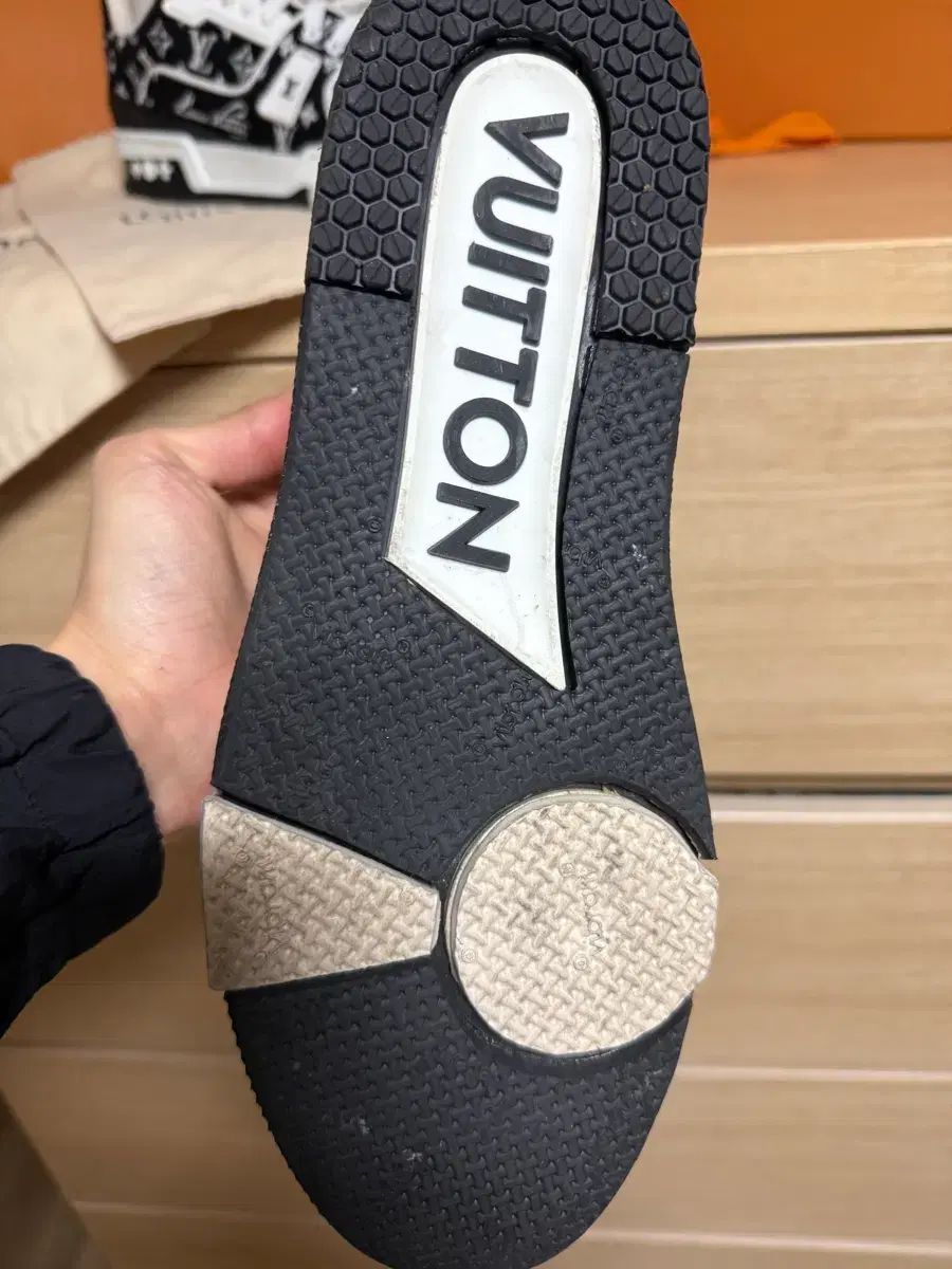 Vuitton ルイヴィトン