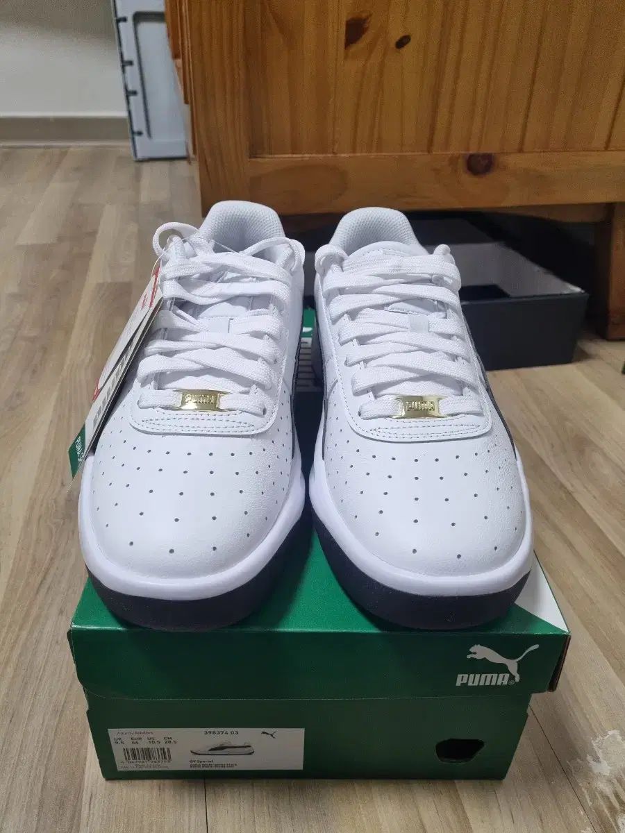  プーマ GV 白 黒 280 285 mm スニーカー 靴