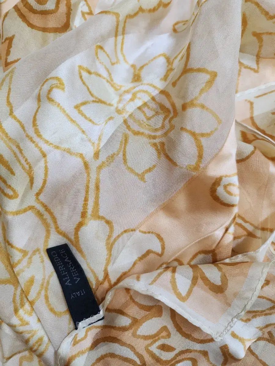 アルフレド ヴェルサーチェ シルク スカーフ フラワー パターン バッグ ファー