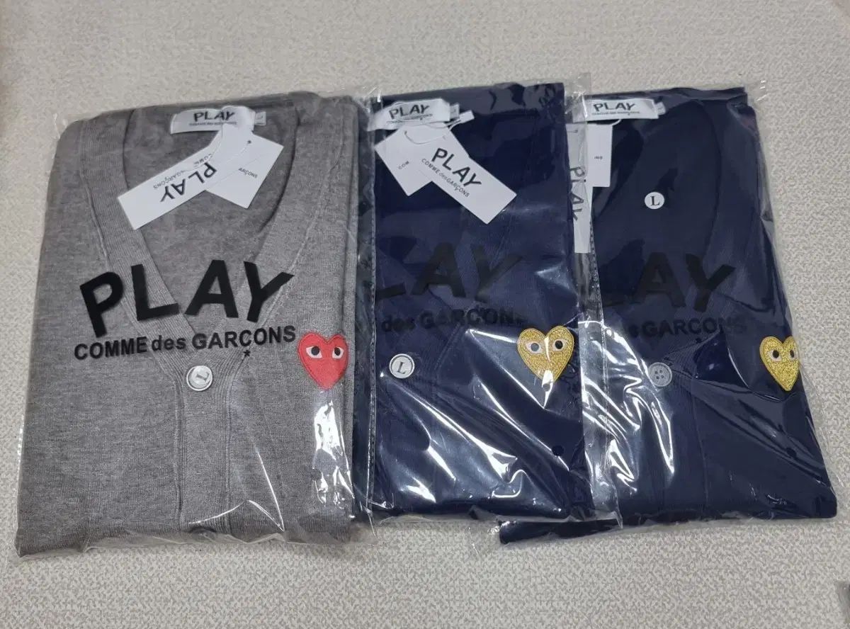 デパート商品 꼼데가르송 PLAY カーディガン グレー|ネイビー L