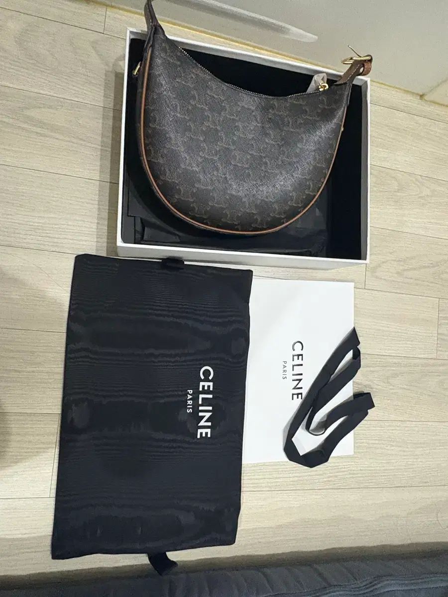 セリーヌ トリオンフ タンバリンバッグ フルセット