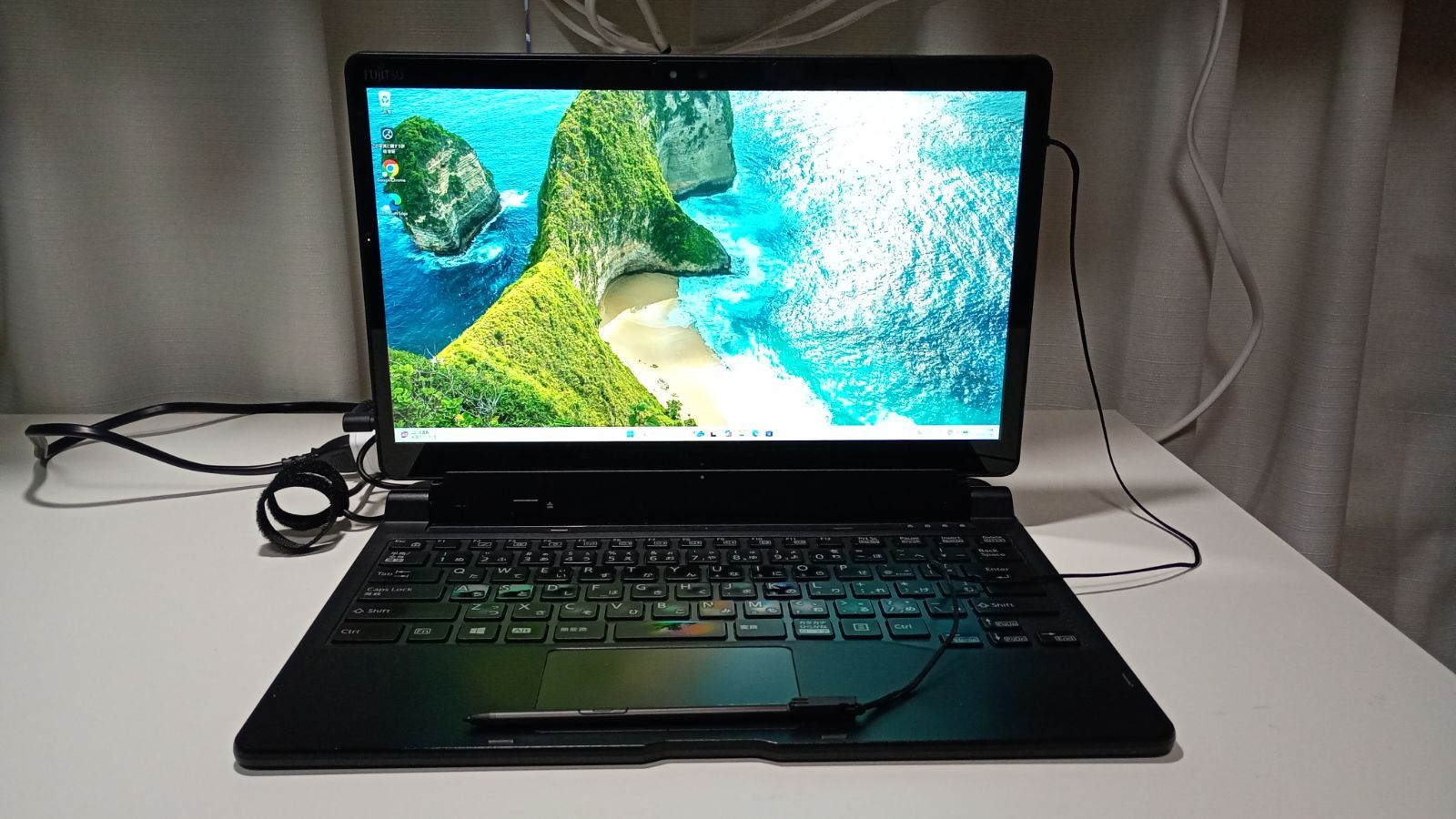 管50701-43 WIN 11 25 H 2 富士通 タブレットＰＣ Q 738|SB CPU I 5-8350 U SSD 128 GB メモリー 8 バッテリーほぼ無し ３０秒くらいＯＫ