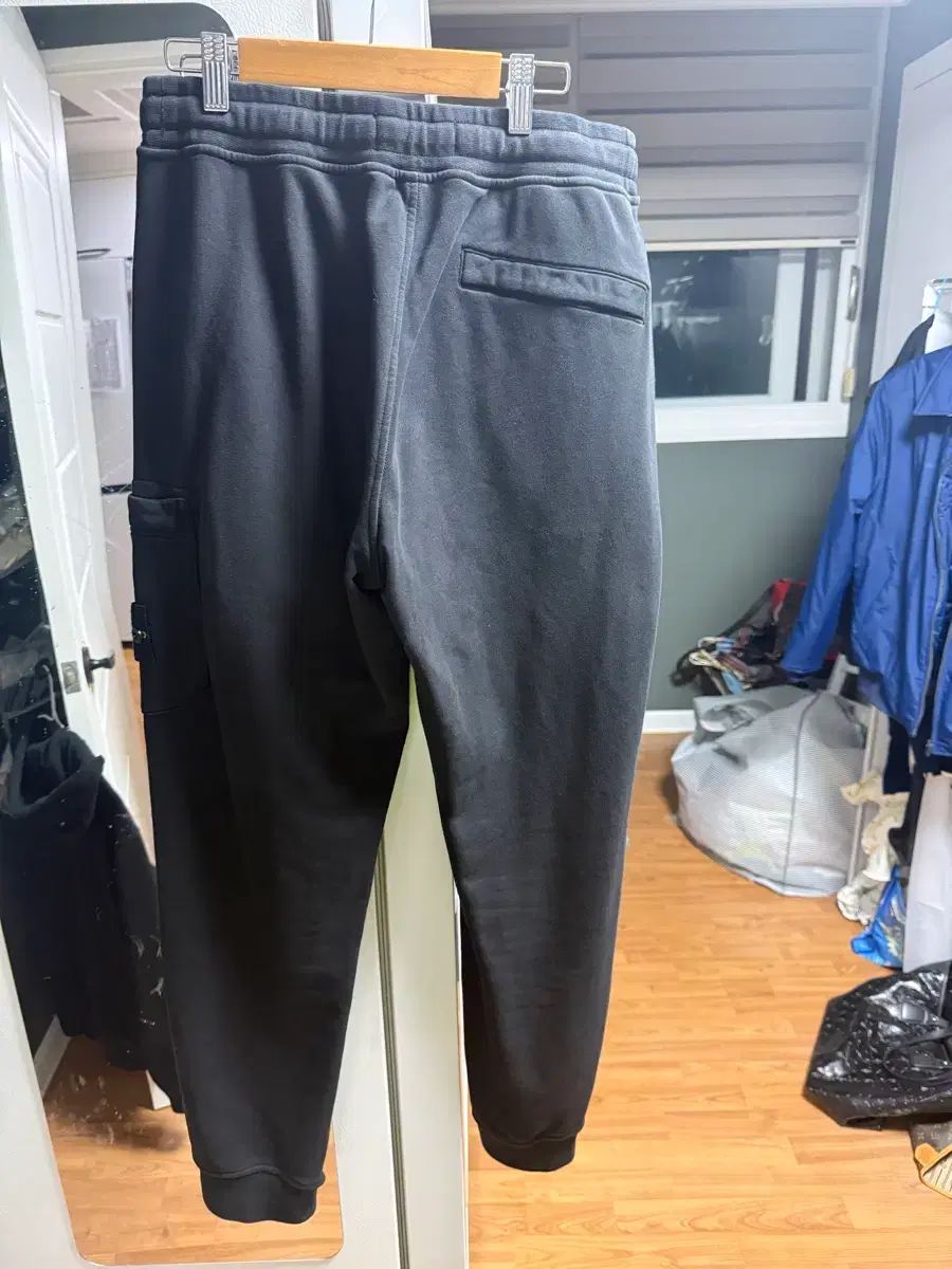 ストーンアイランド オーガニック コットン フリース パンツ ブラック M 軽量素材 ジョガーパンツ スウェットパンツ 