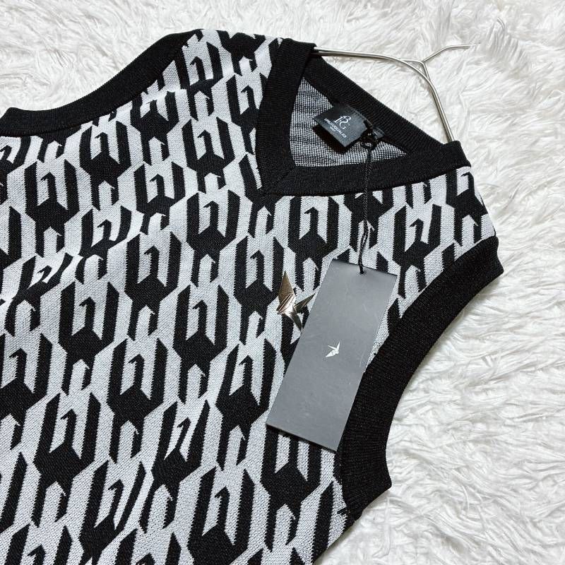 1piu1uguale3 GOLF ウノピュウノウグァーレトレゴルフ ニットベスト