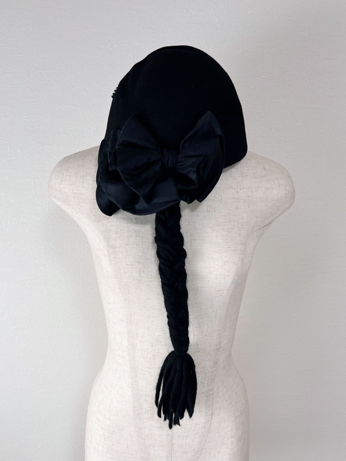 激 CA 4 LA カシラ ネコ 帽子 ハット 黒 ビジュー