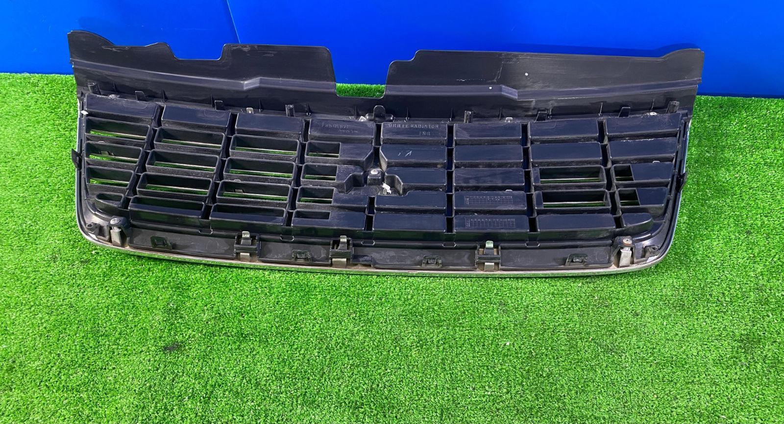 ZT-6006] 純正 三菱 eKワゴン H28W 三菱エンブレム付き フロントグリル