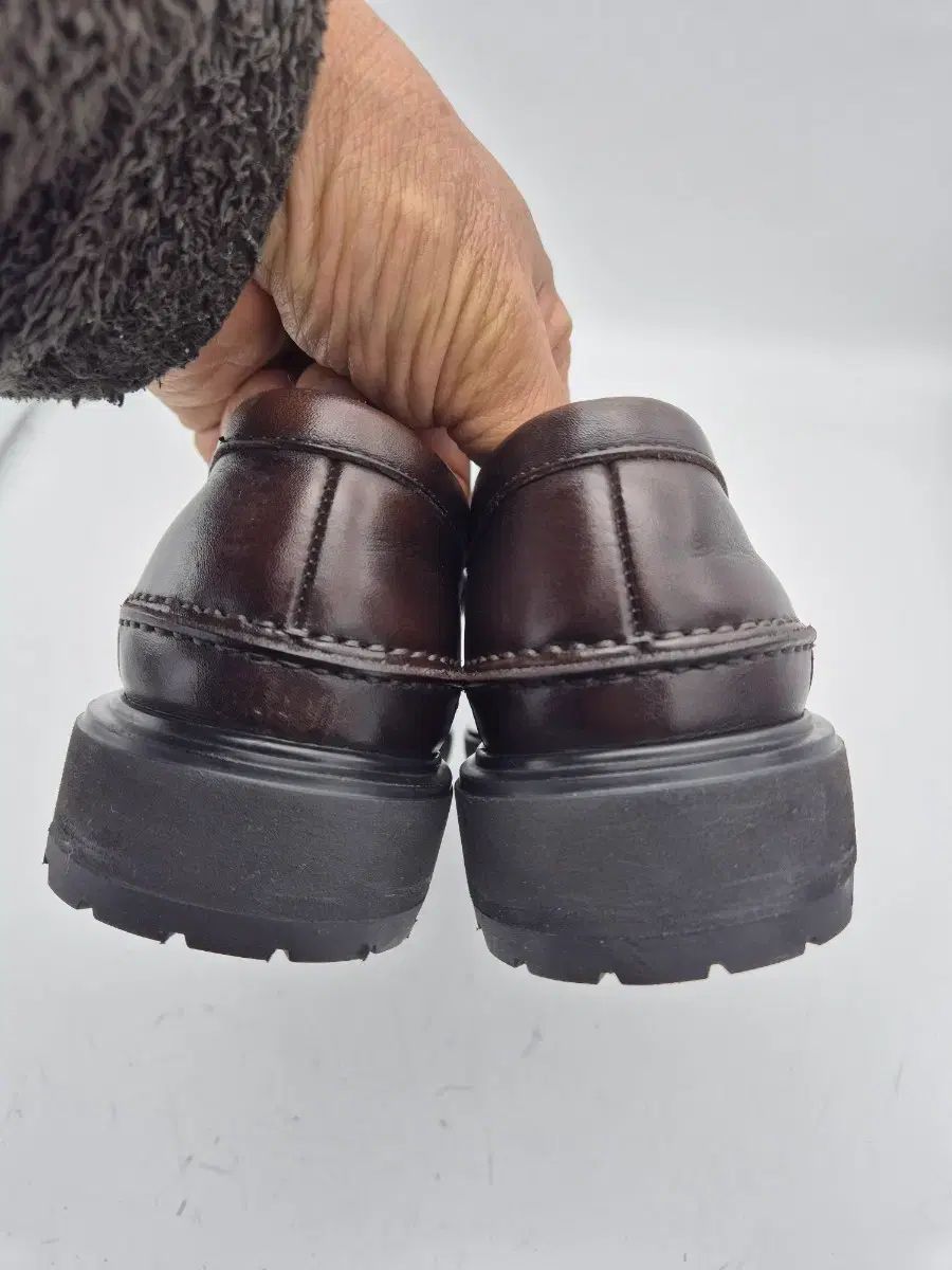 FERRAGAMO フェラガモ