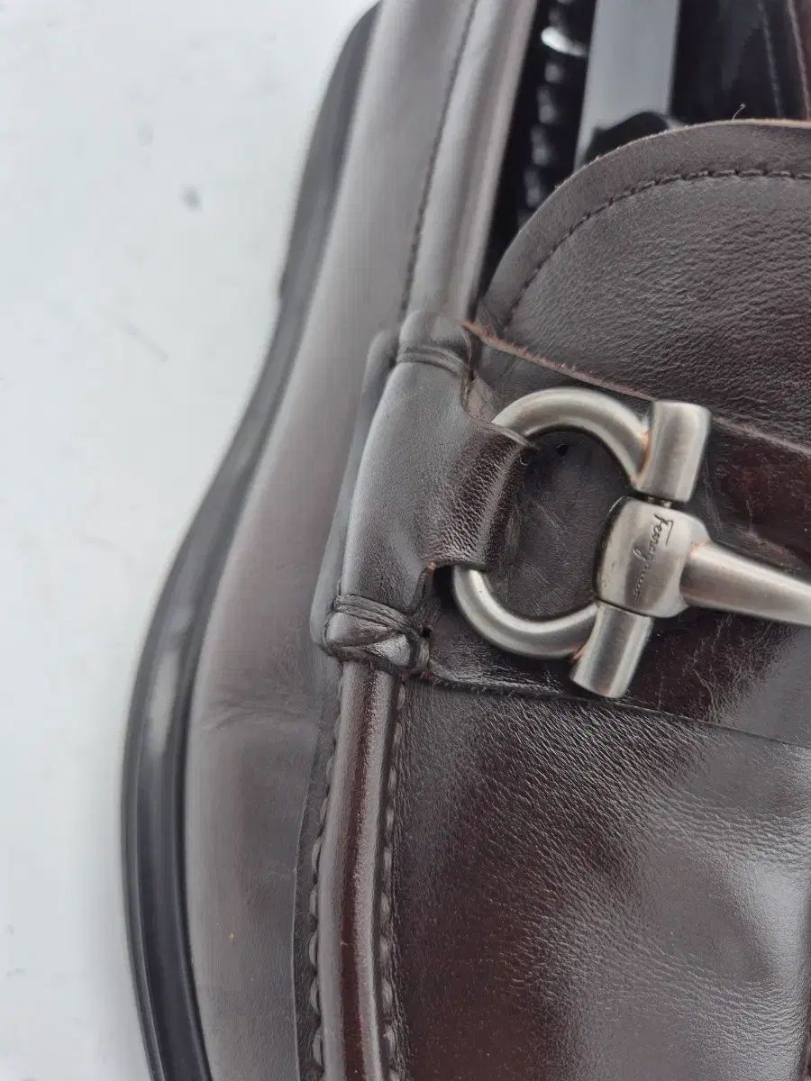 ブラウン ローファー