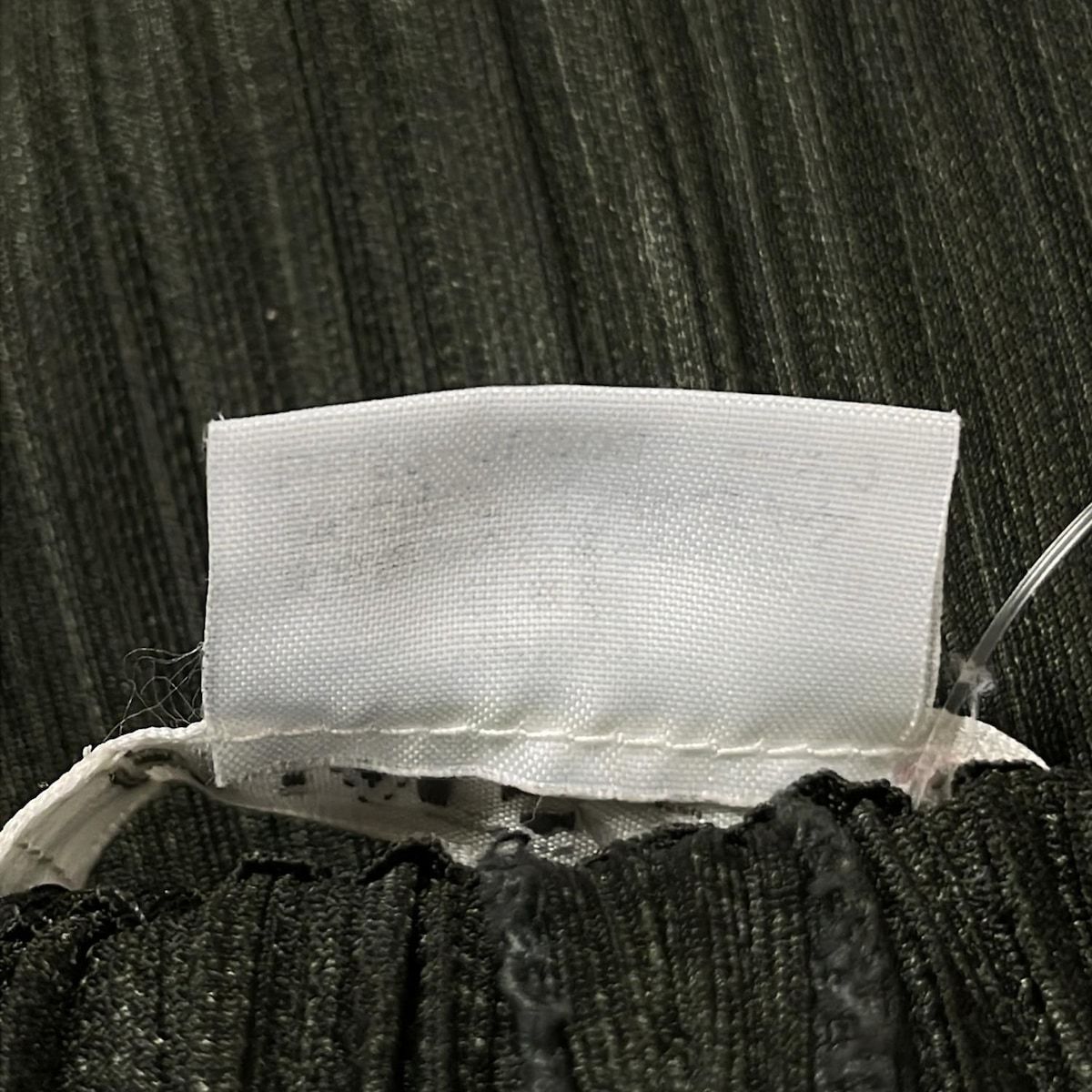 PLEATS PLEASE(プリーツプリーズ) パンツ サイズ3 L レディース カーキ