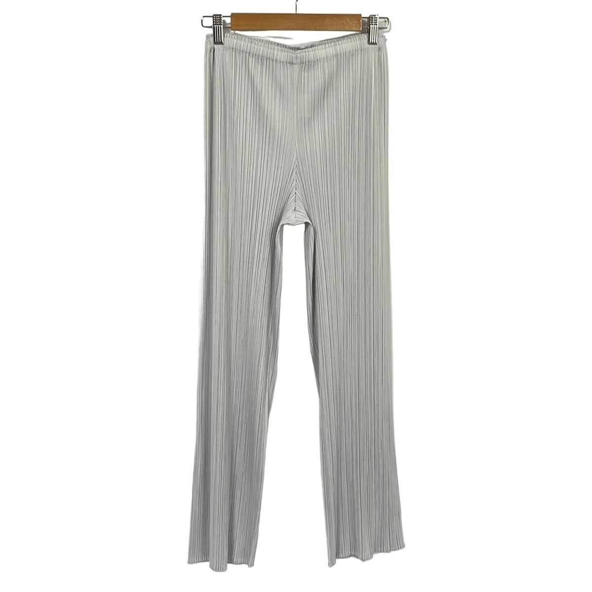PLEATS PLEAS グレー プリーツパンツ サイズ3 PLEATS PLEASE(プリーツプリーズ) パンツ サイズ3 L レディース美品
