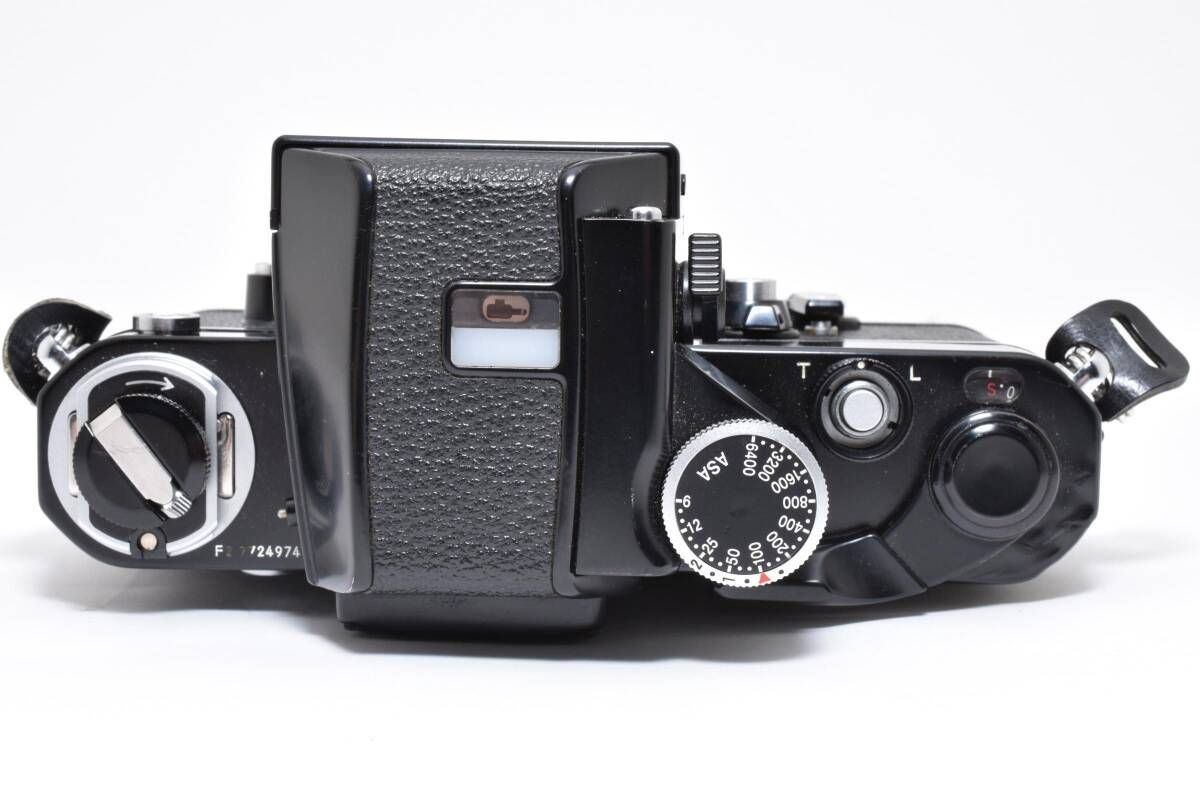 ブラック 772万台