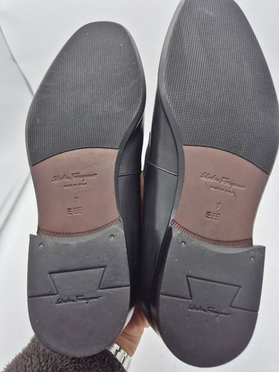  フェラガモ ガンチーニ ブラック ローファー 7 ローファー ブーツ 革靴