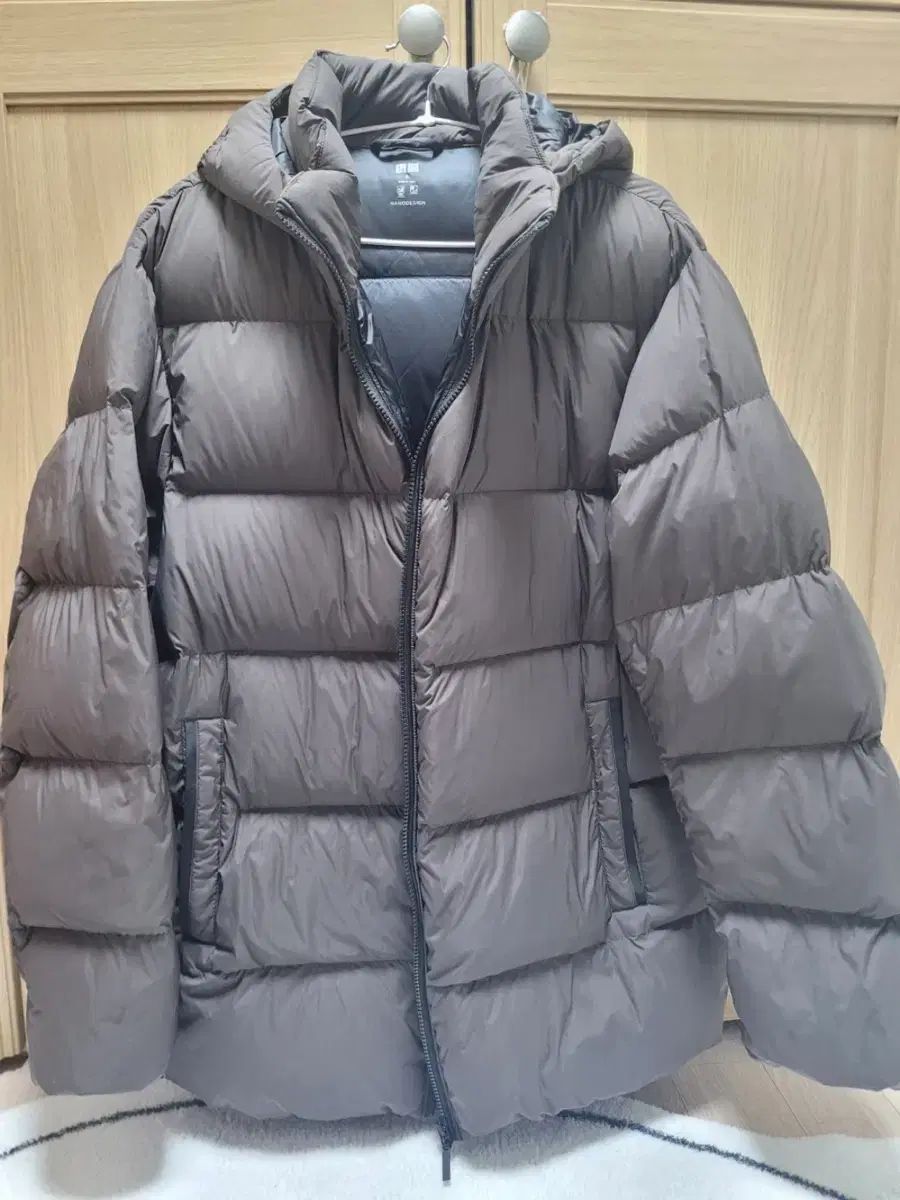 UNIQLO パウダーダウン XL サイズ