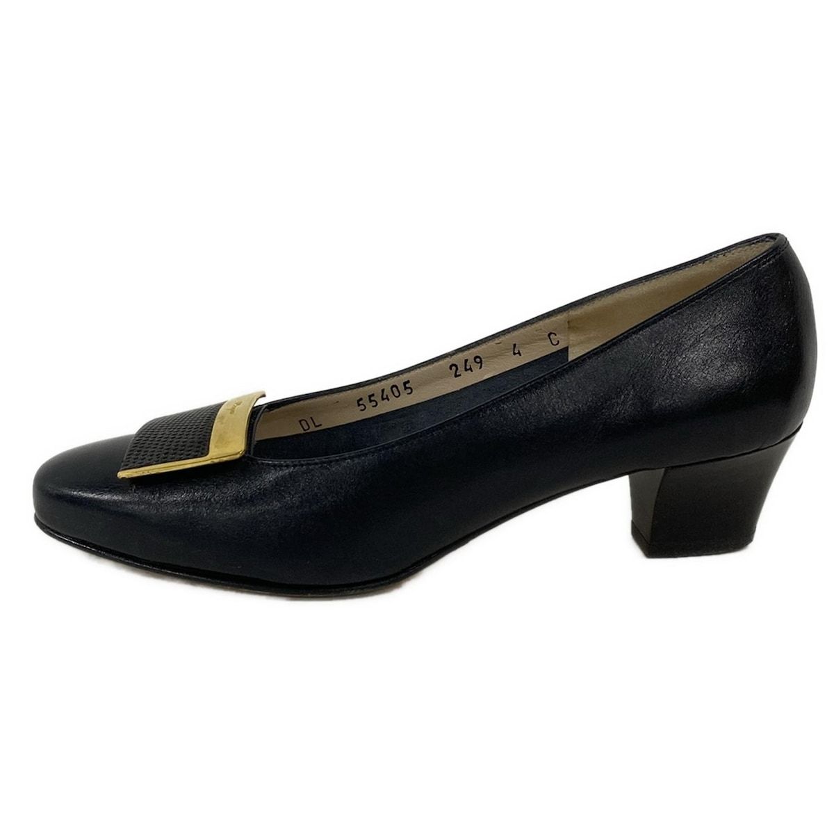 |SalvatoreFerragamo サルバトーレフェラガモ パンプス 4 C レディース - 黒 レザー