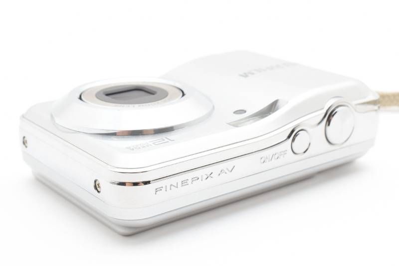実用品】Fujifilm 富士フィルム Finepix AV100 コンパクトデジタル