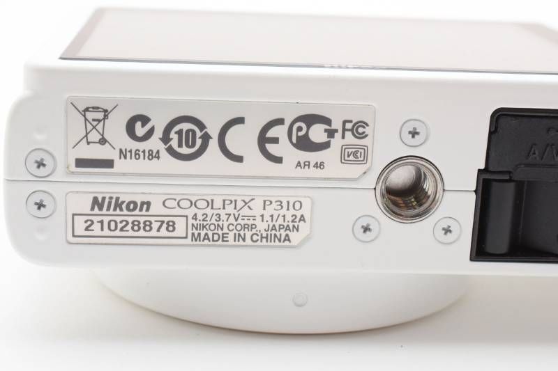 光学極上品】Nikon ニコン COOLPIX P310 白 ホワイト SDカード4GB付き