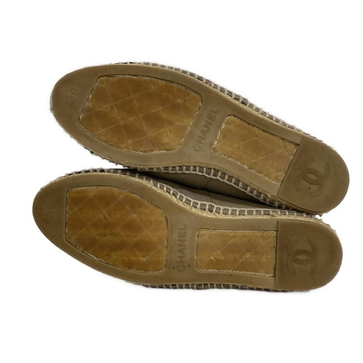 CHANEL(シャネル) スリッポン 36 レディース - グレーベージュ×黒