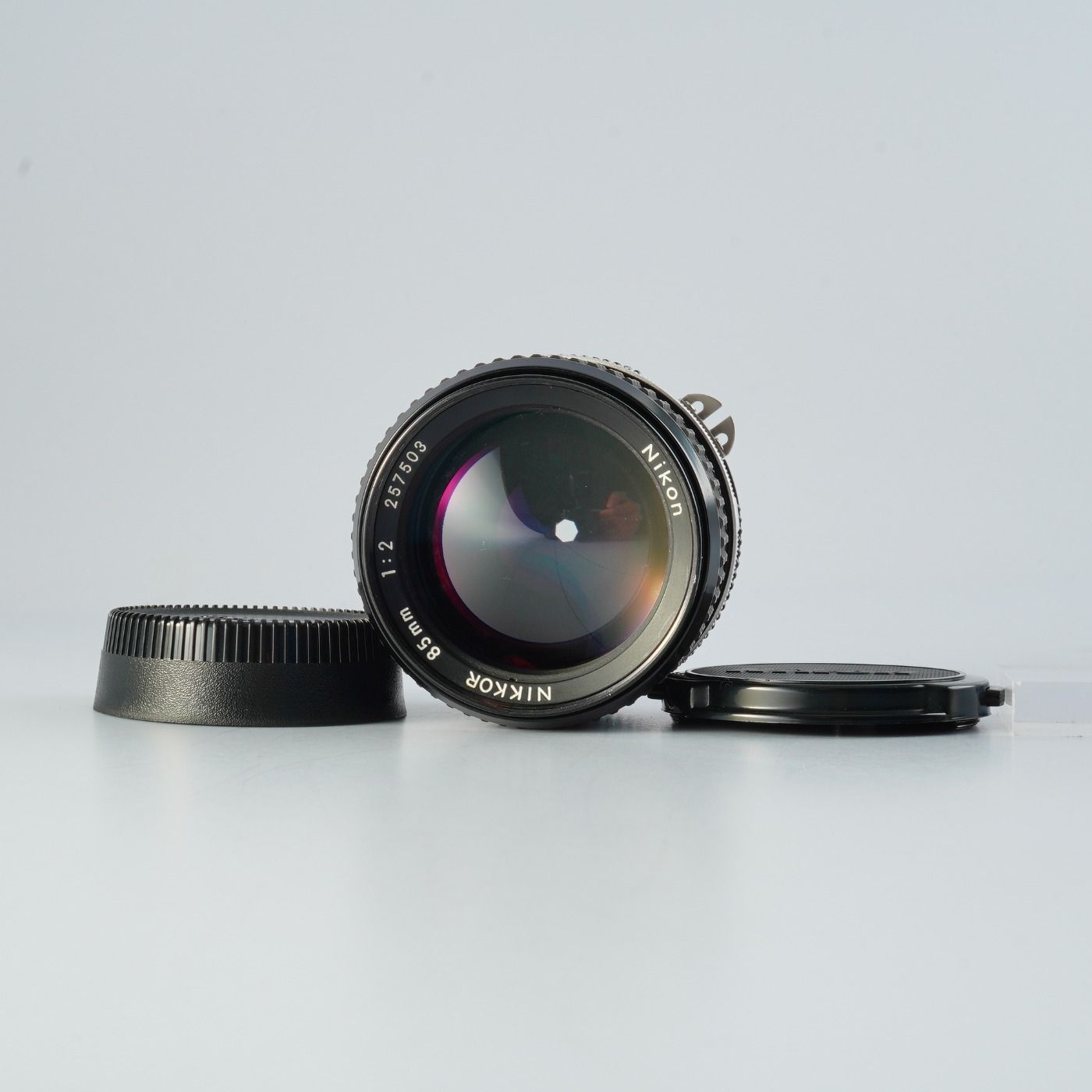 Nikon ニコン Ai NIKKOR 85 mm F|2 単焦点レンズ