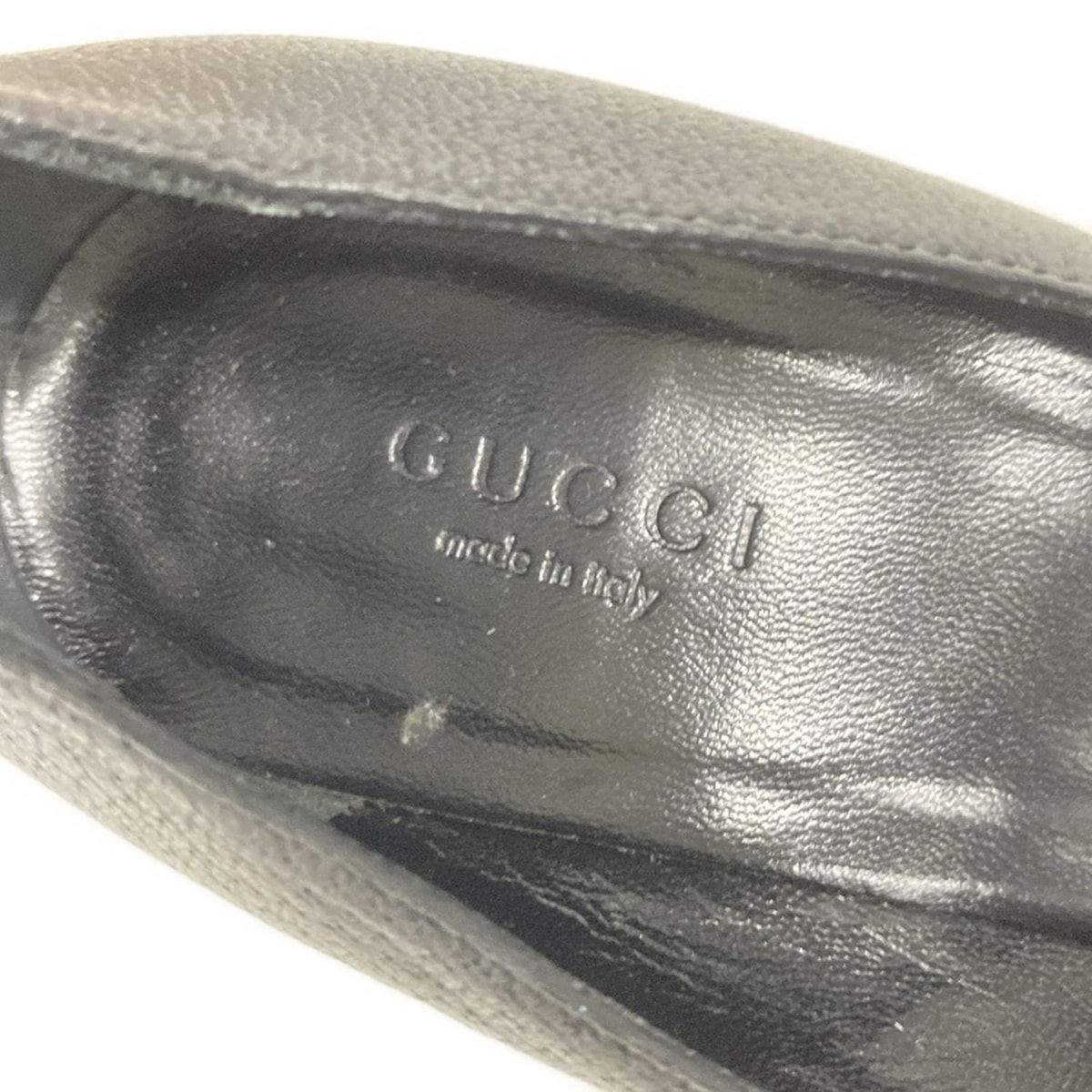 GUCCI✨36 レザースター柄パンプス黒 GUCCI✨36 レザースター柄パンプス黒 GUCCI✨36 レザースター柄パンプス黒