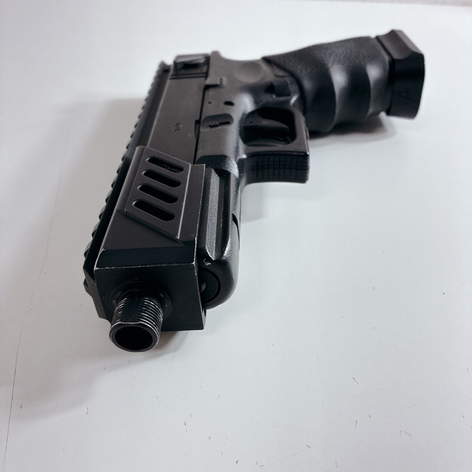 東京マルイ(TOKYO MARUI) No.11 グロック18C 電動ハンドガン Amazon | 東京マルイ(TOKYO MARUI) No.11 グロック18C 18歳以上電動